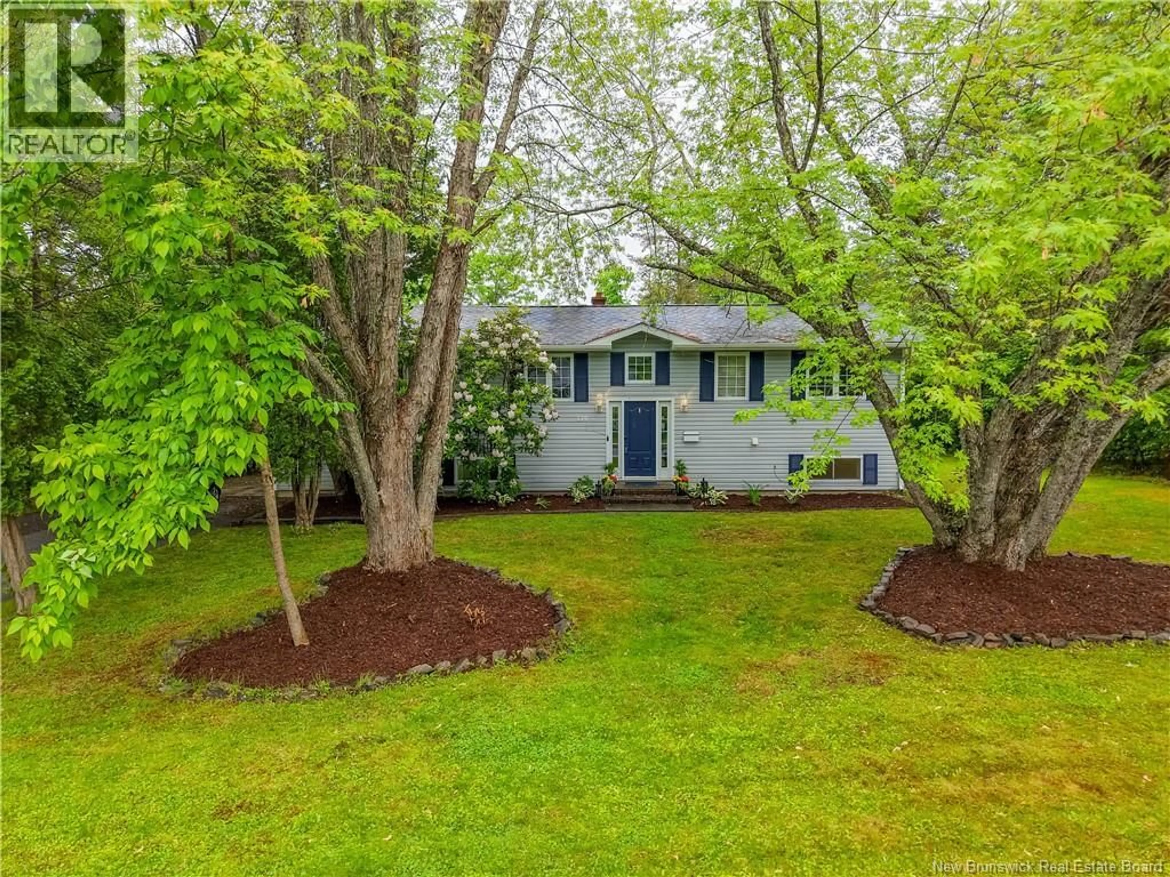 A pic from outside/outdoor area/front of a property/back of a property/a pic from drone, street for 110 SUNRISE ESTATES DRIVE, New Maryland New Brunswick E3C1G5
