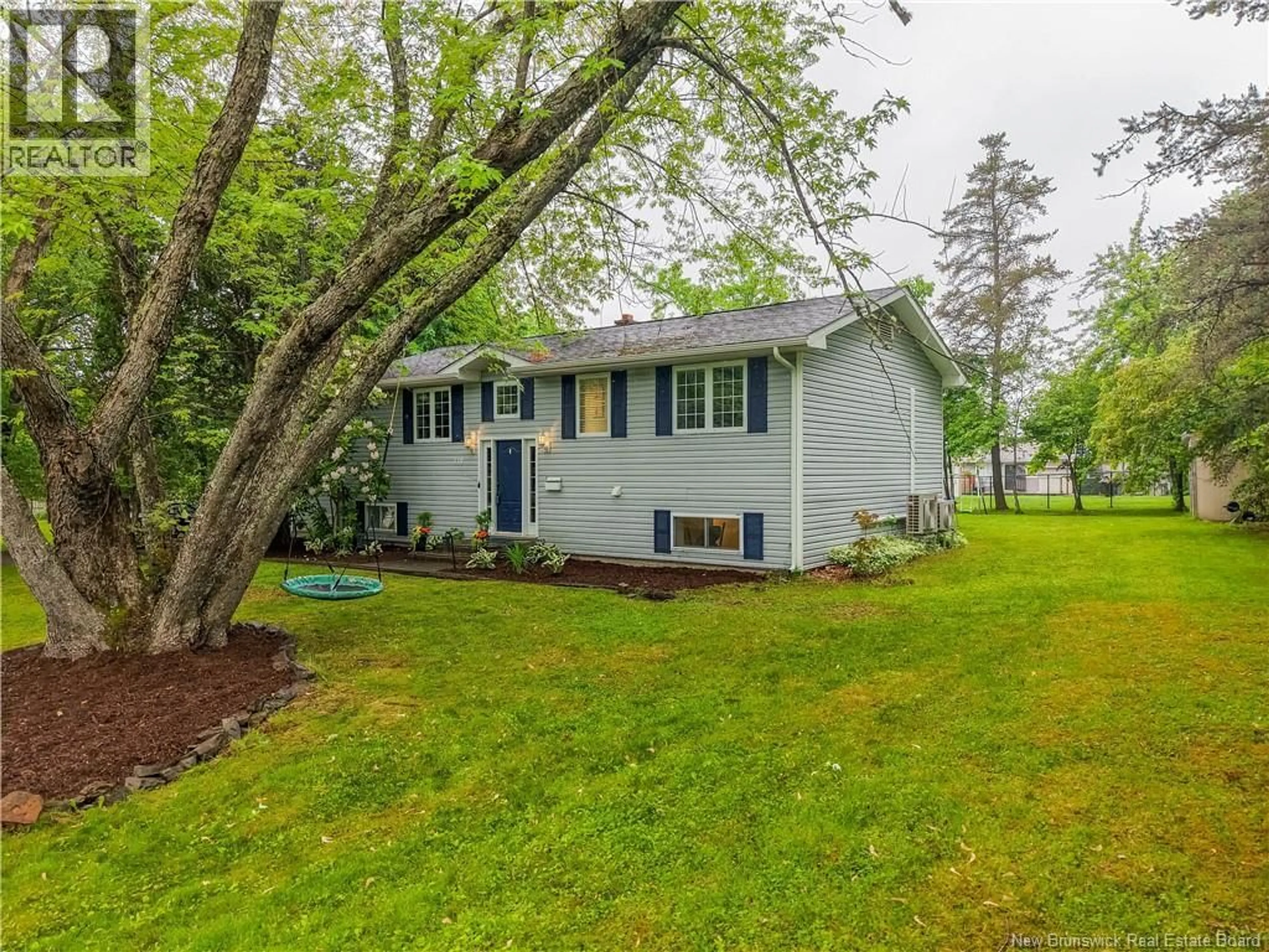 Home with vinyl exterior material, water/lake/river/ocean view for 110 SUNRISE ESTATES DRIVE, New Maryland New Brunswick E3C1G5