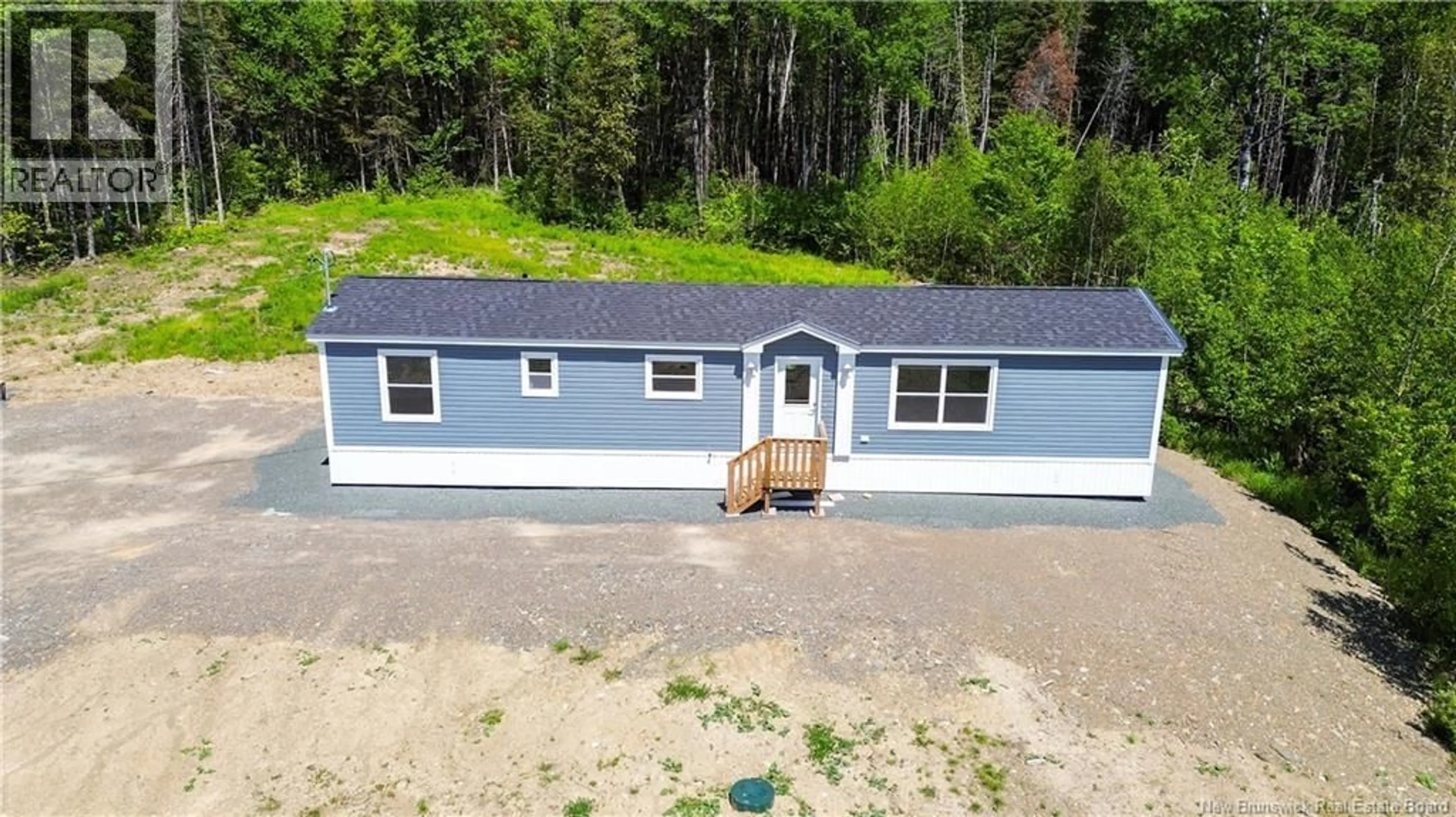 A pic from outside/outdoor area/front of a property/back of a property/a pic from drone, building for 8096 104 ROUTE, Hartland New Brunswick E7P2J6