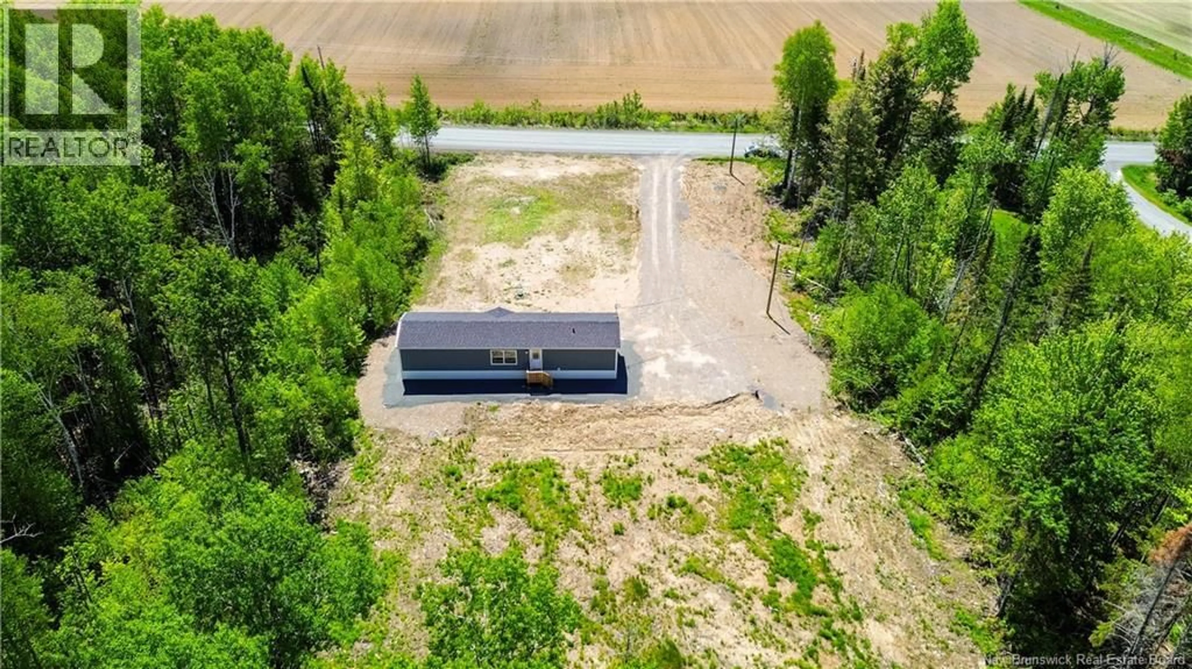 A pic from outside/outdoor area/front of a property/back of a property/a pic from drone, building for 8096 104 ROUTE, Hartland New Brunswick E7P2J6