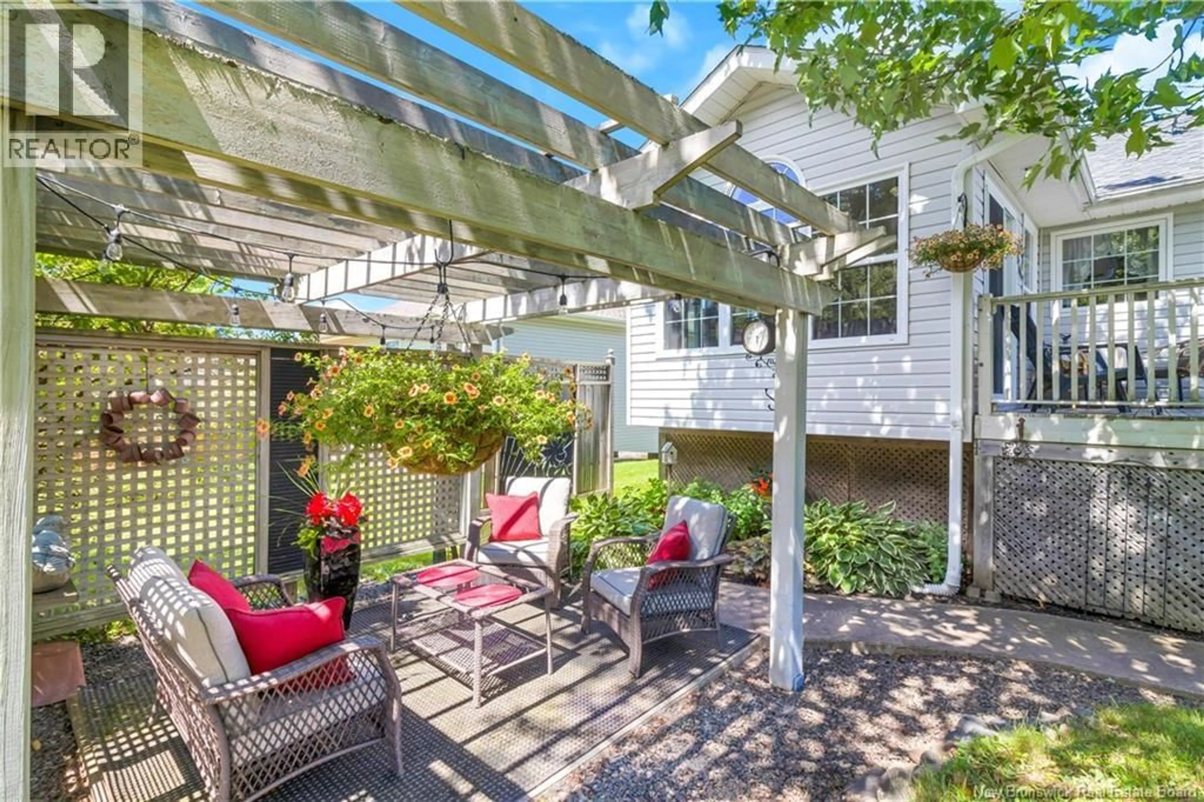 Patio, street for 152 BAHAMA STREET, Dieppe New Brunswick E1A4W2