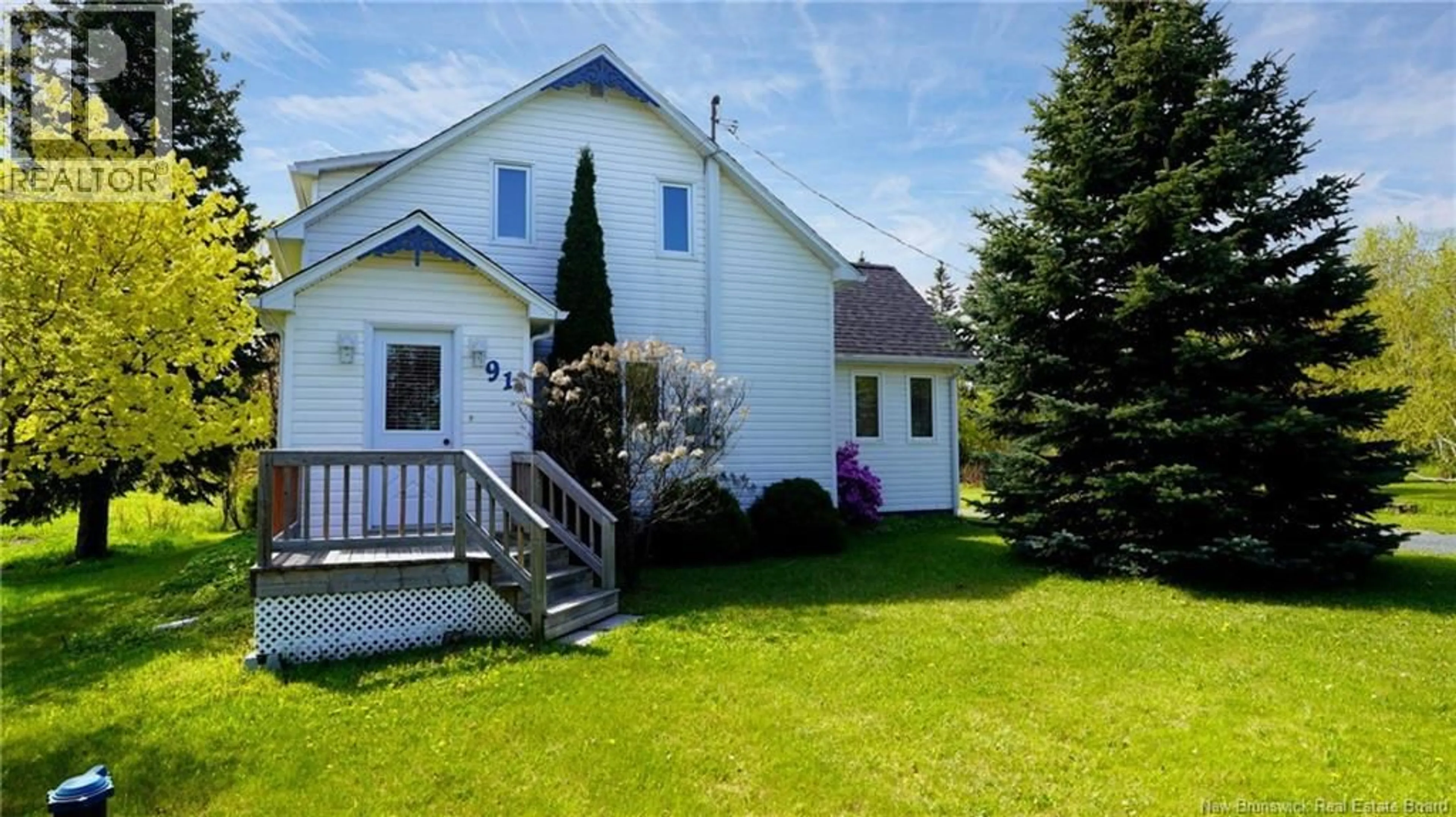 Patio, unknown for 91 RUE DU PARC OUEST, Pointe-Verte New Brunswick E8J2Y1