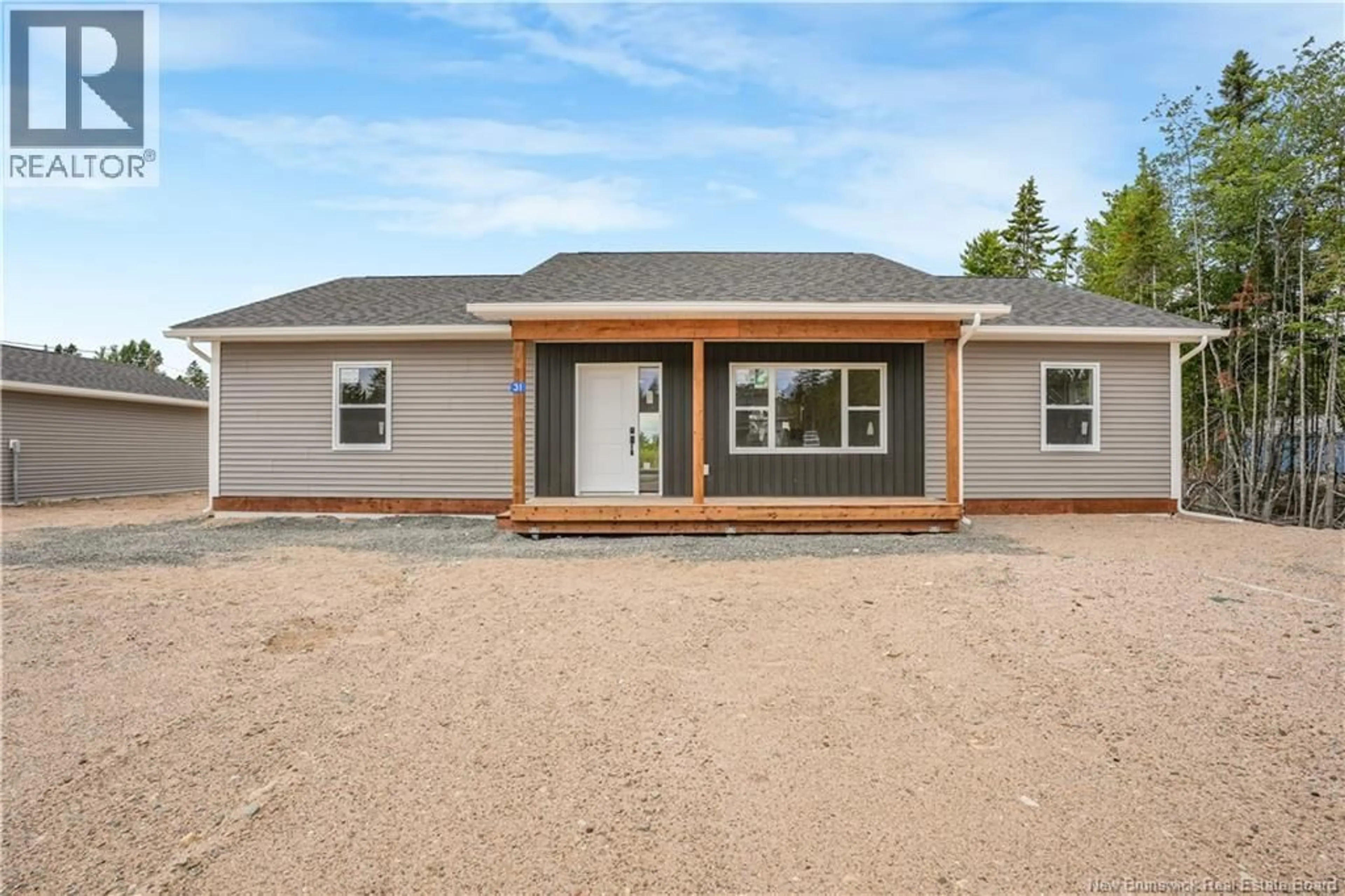 Home with vinyl exterior material, unknown for 31 SANDLEWOOD LANE, Douglas New Brunswick E3G0E7