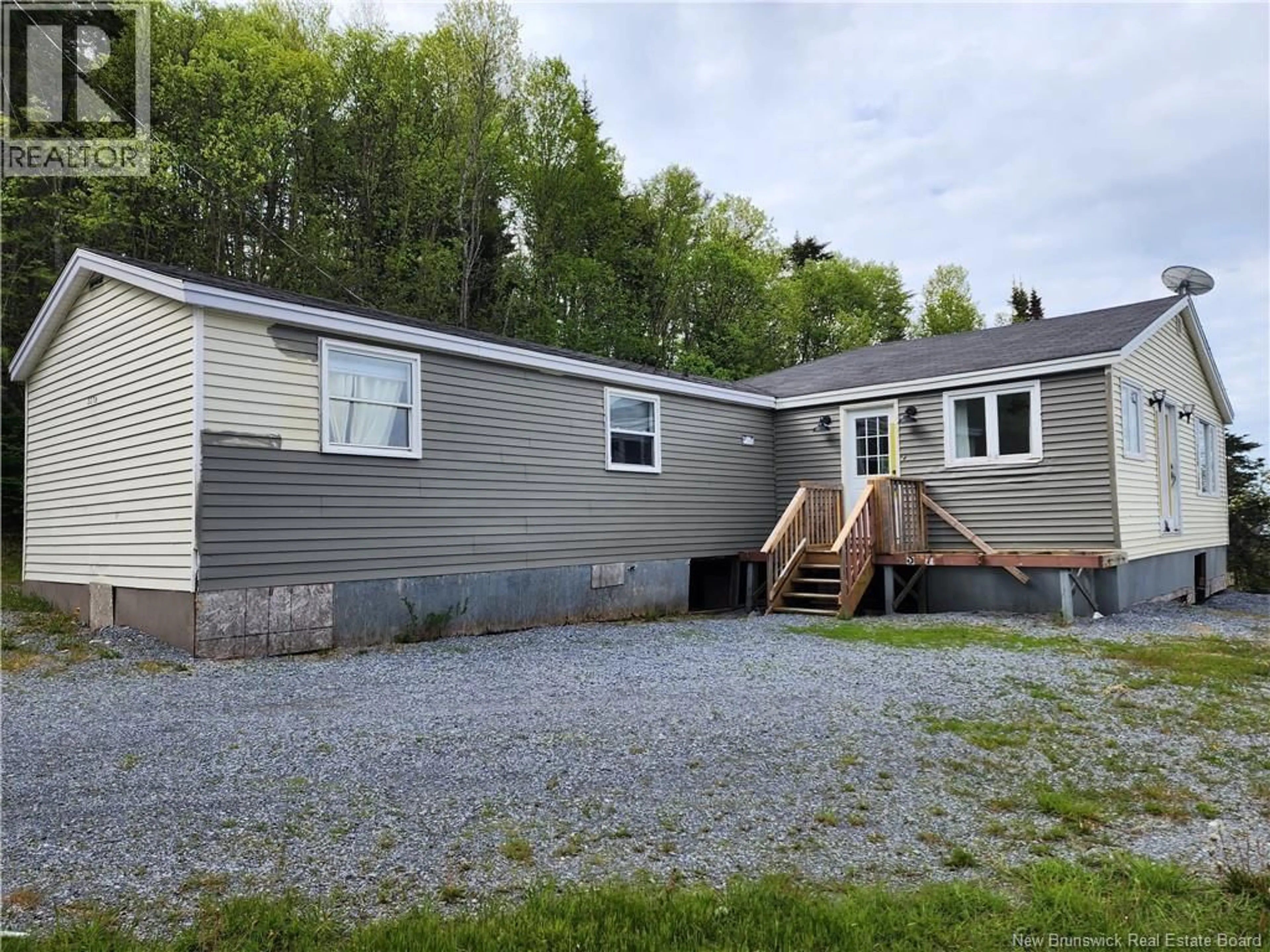 Unknown for 3276 RED HEAD ROAD, Saint John New Brunswick E2J4W7