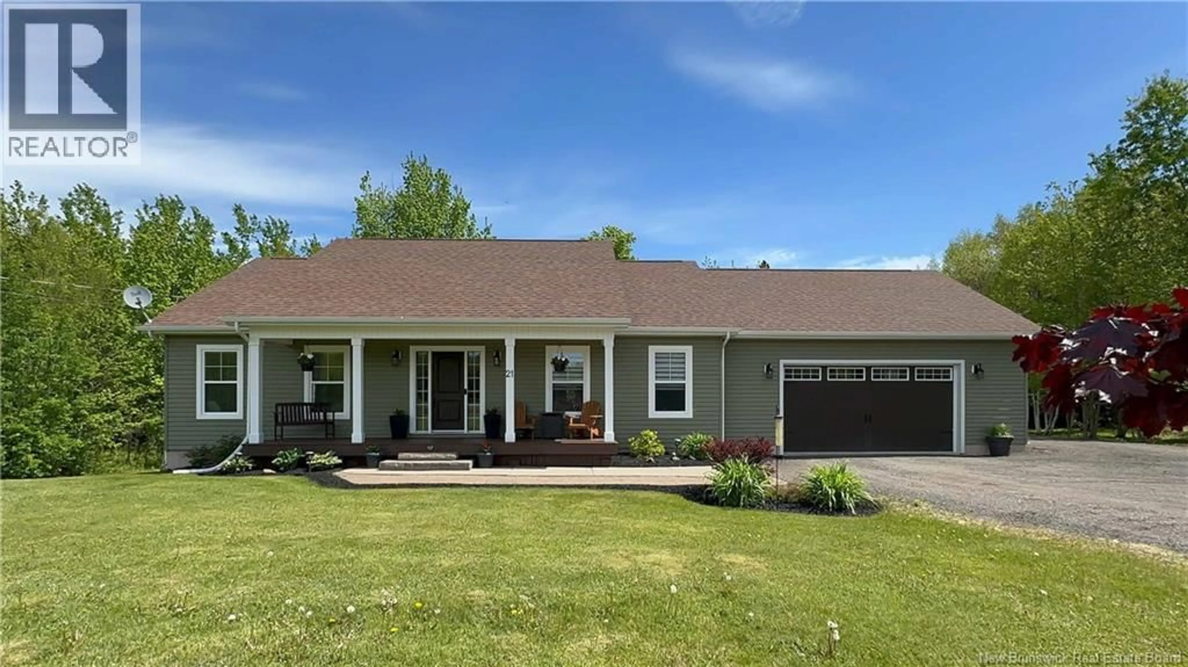 Home with vinyl exterior material, street for 21 BUNGAY, Lutes Mountain New Brunswick E1G4W5