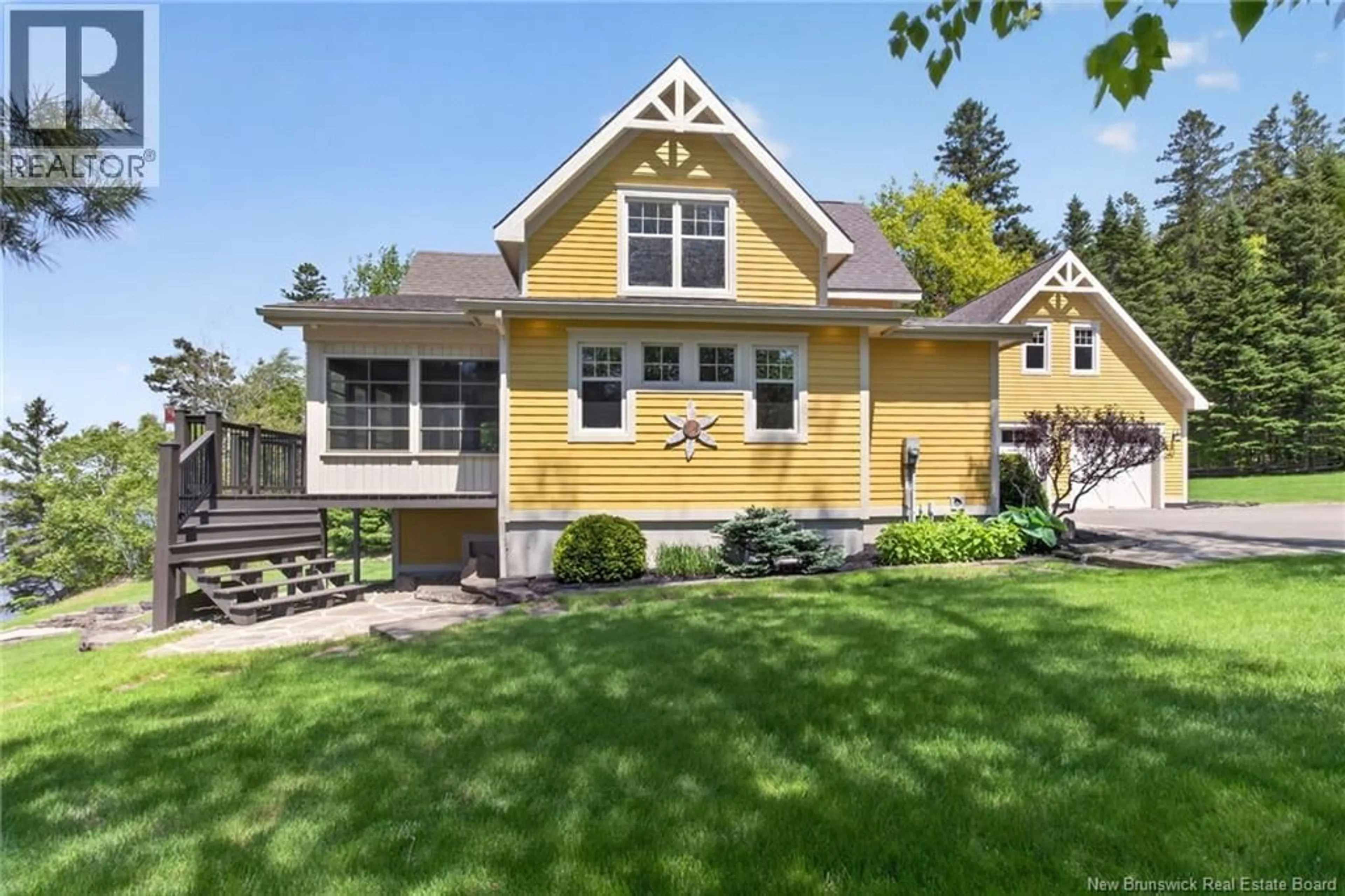 Home with vinyl exterior material, street for 96 METHODIST POINT, Mundleville New Brunswick E4W2L5