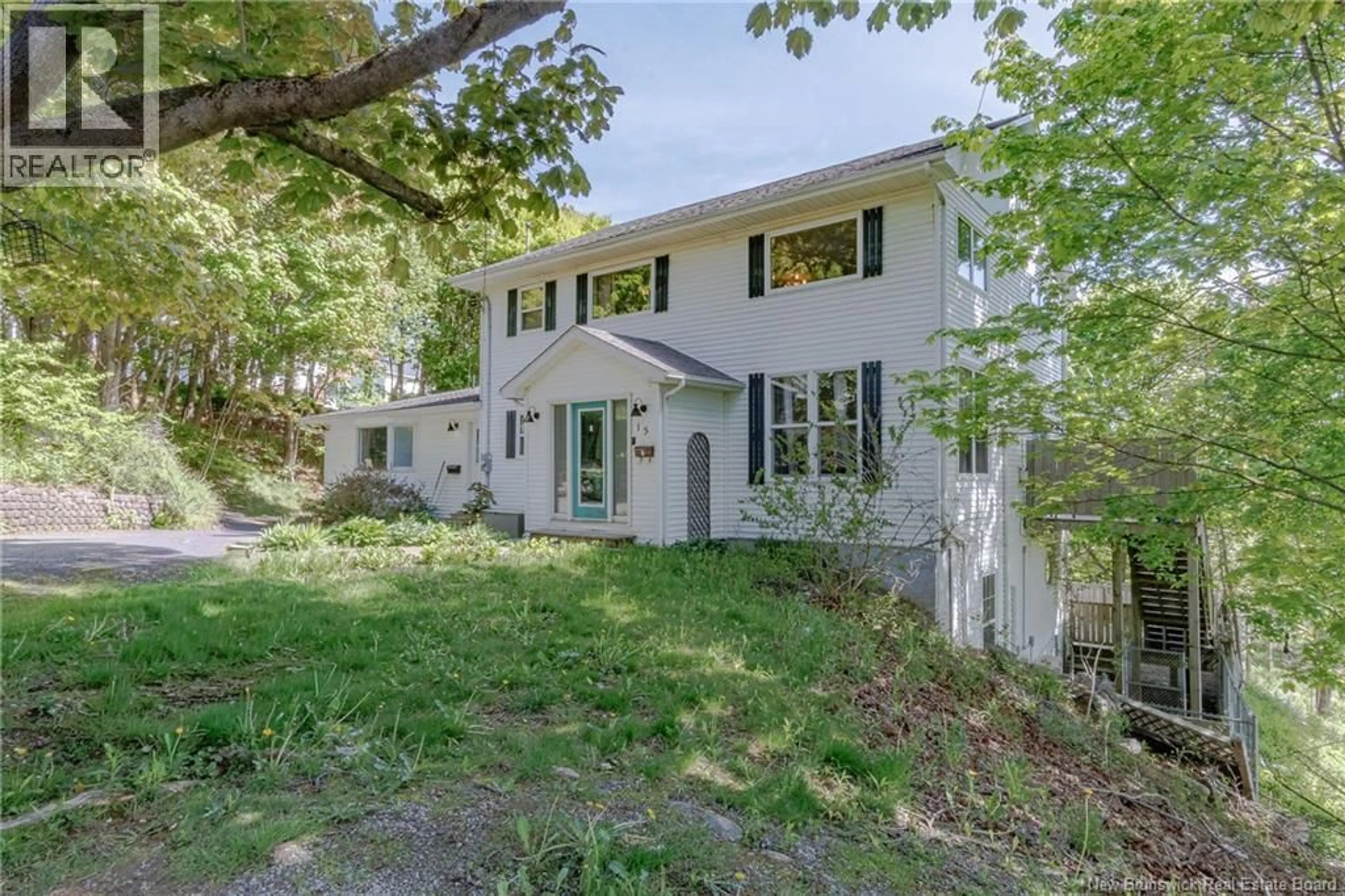 A pic from outside/outdoor area/front of a property/back of a property/a pic from drone, street for 15 O'BRIEN STREET, Saint John New Brunswick E2M5S2