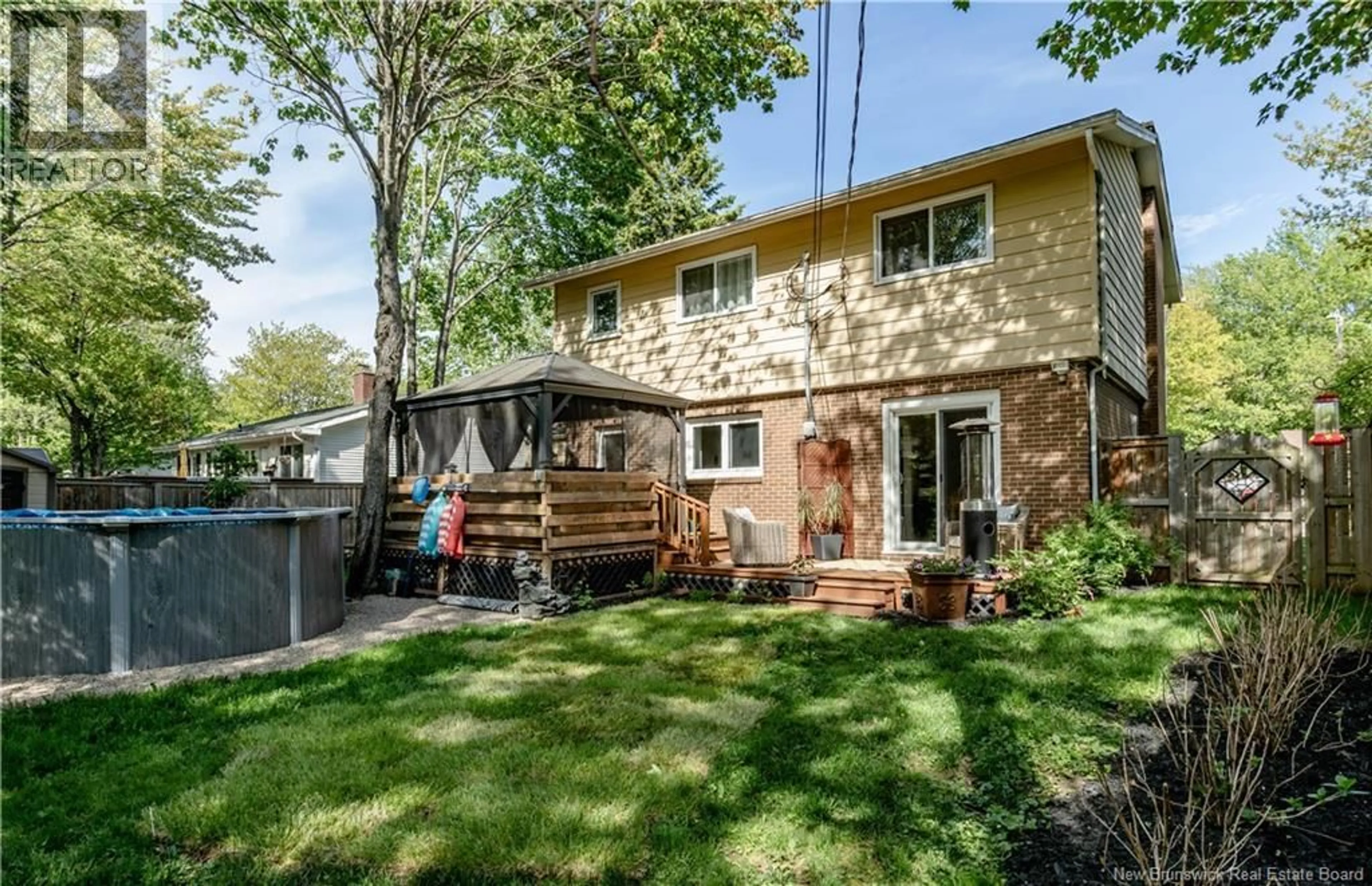 Patio, street for 58 BRIARWOOD, Moncton New Brunswick E1E3X2