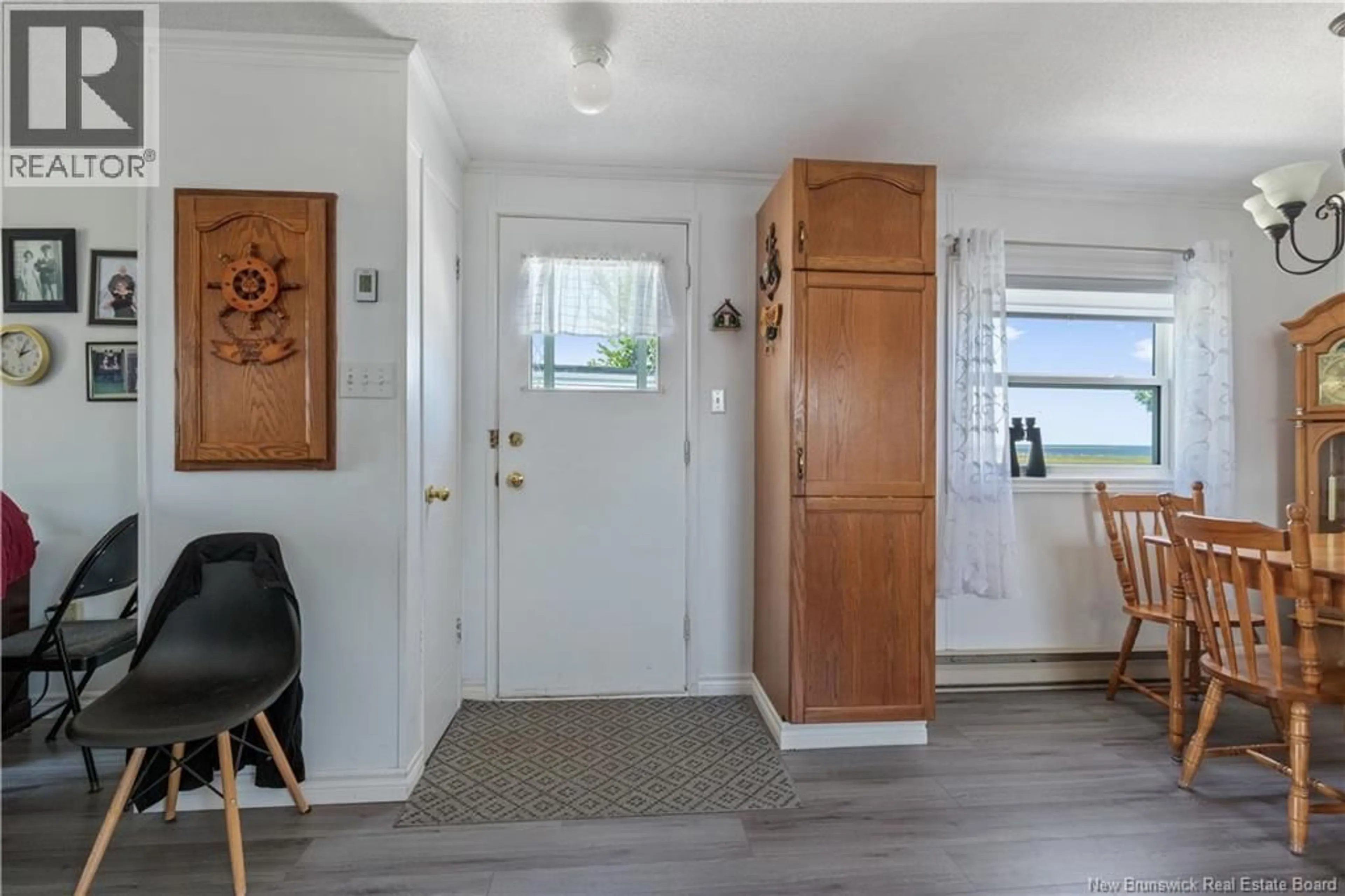 Indoor entryway for 30 COPAIN, Richibucto New Brunswick E4W3X7