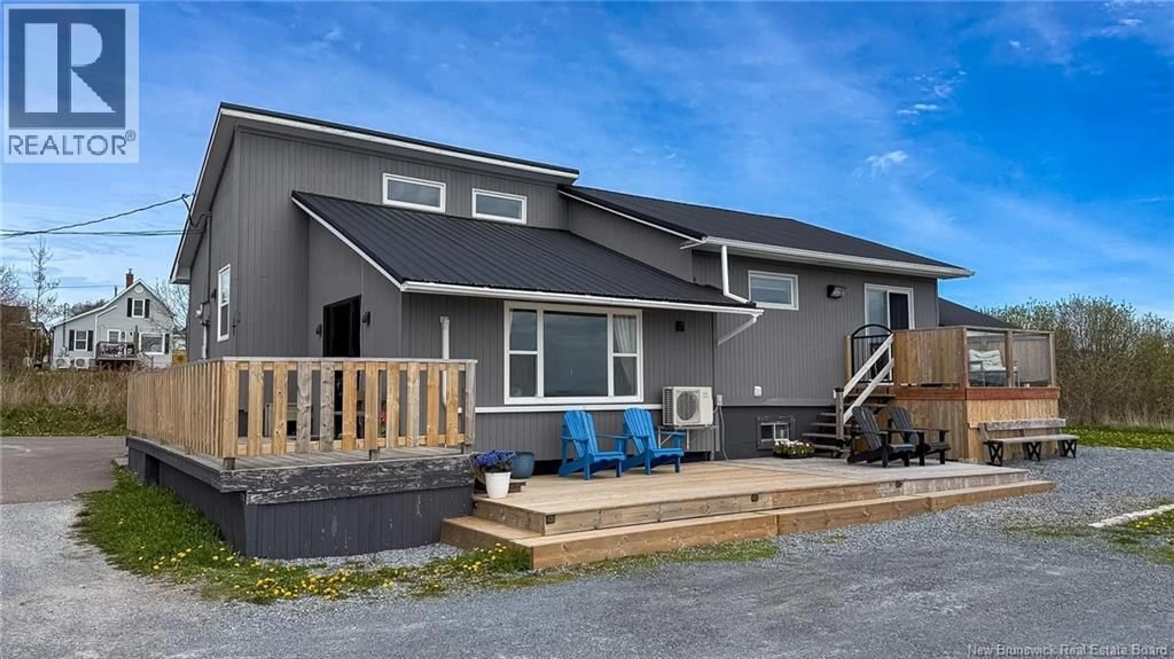 Home with vinyl exterior material, unknown for 379 DEMILLE STREET, Saint John New Brunswick E2M2V6