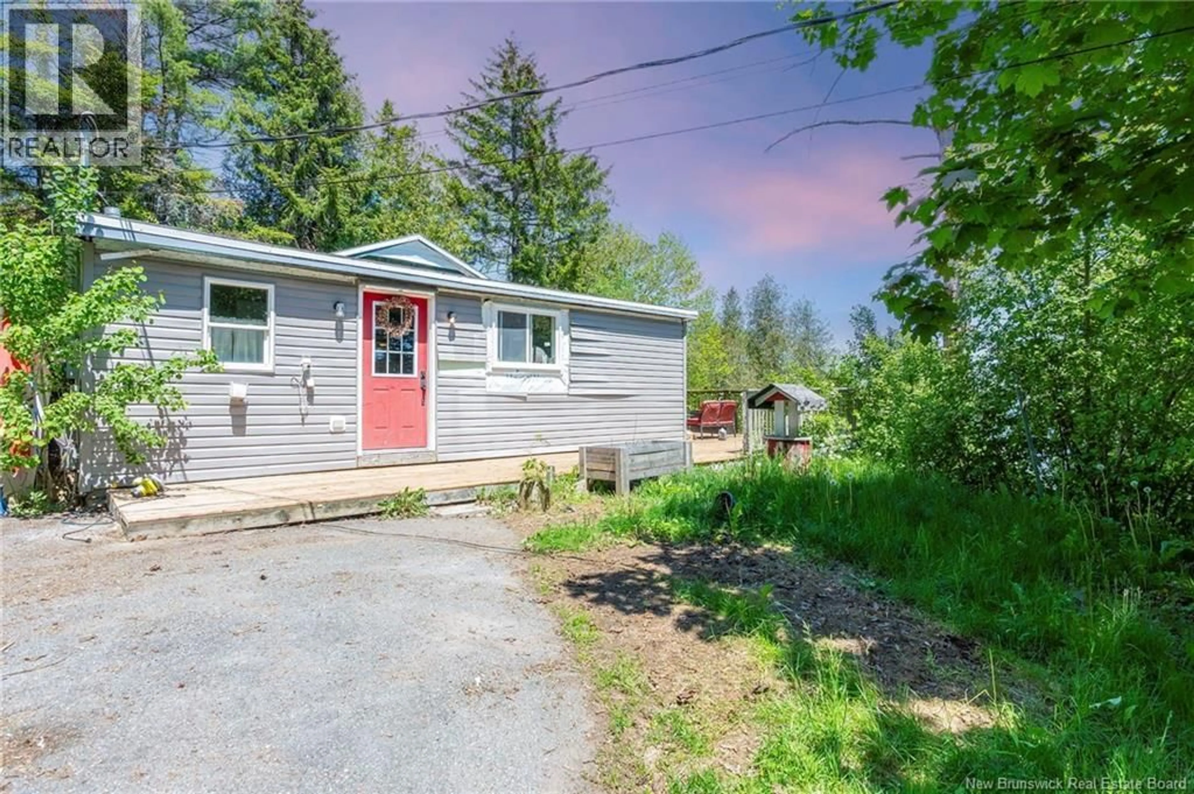 Unknown for 20 RIVERSIDE LANE, Saint John New Brunswick E2M6Y9