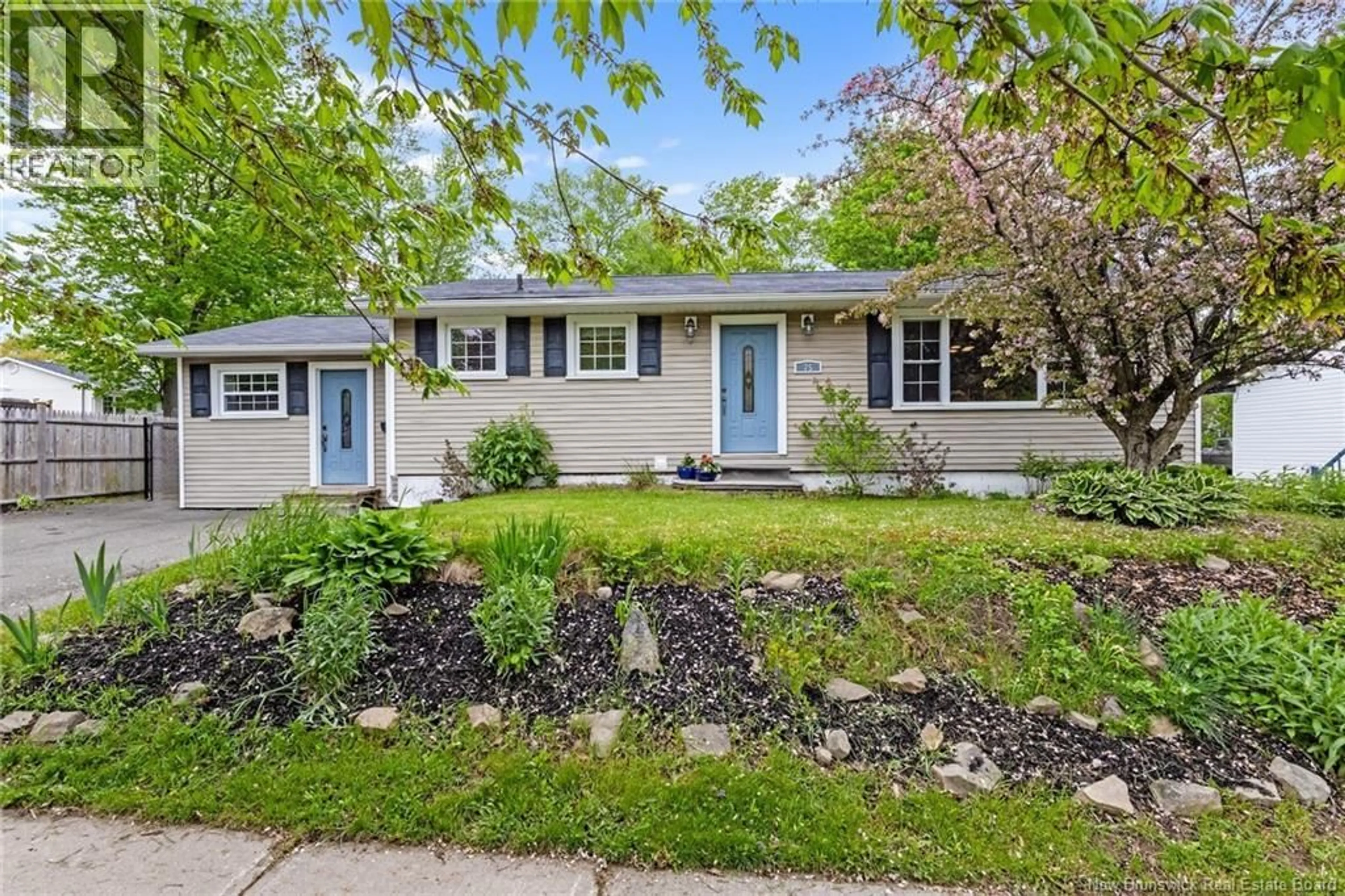 Home with vinyl exterior material, street for 75 CHANDLER DRIVE, Fredericton New Brunswick E3B5S6