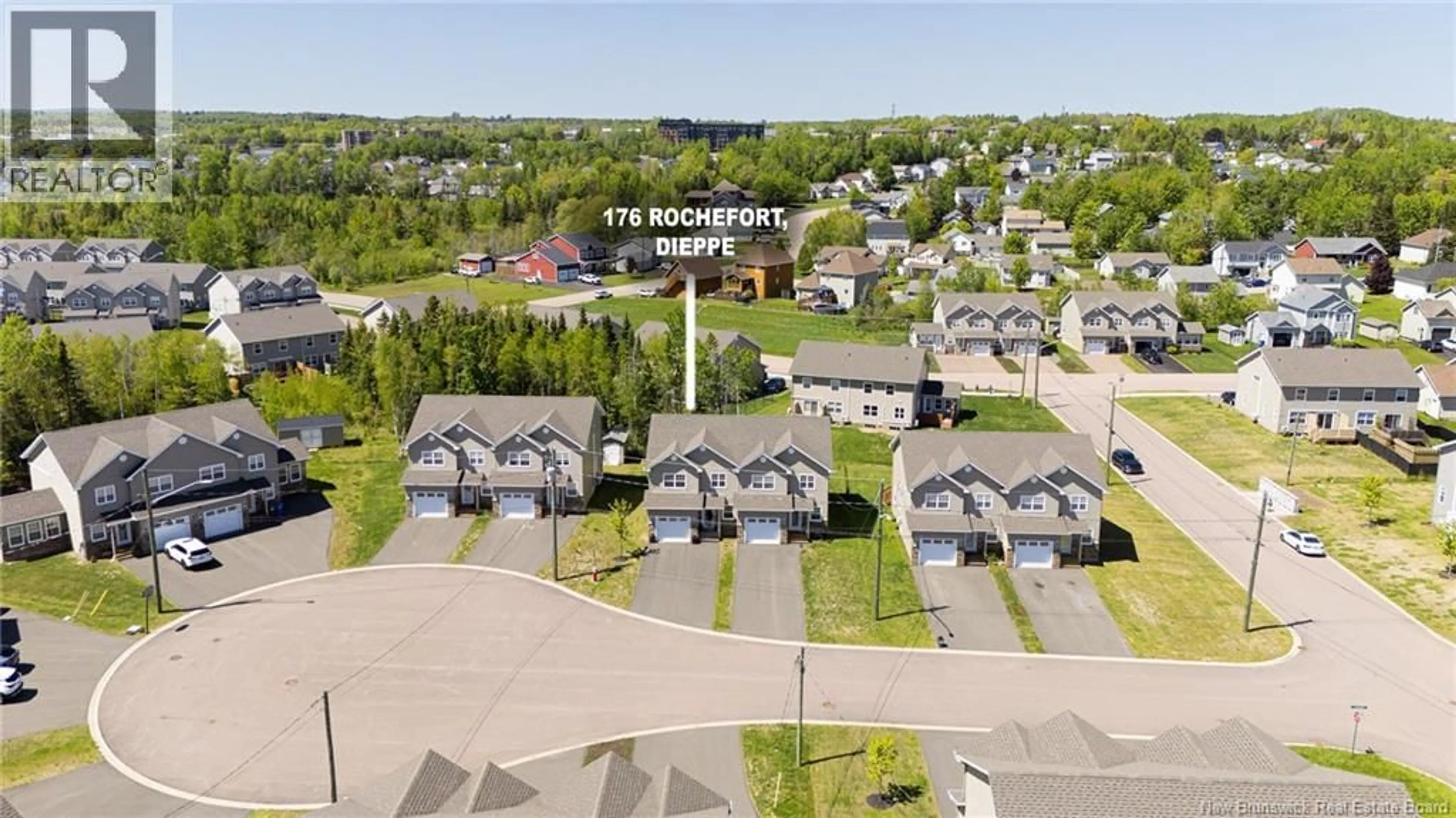 A pic from outside/outdoor area/front of a property/back of a property/a pic from drone, street for 176 ROCHEFORT, Dieppe New Brunswick E1A6S4