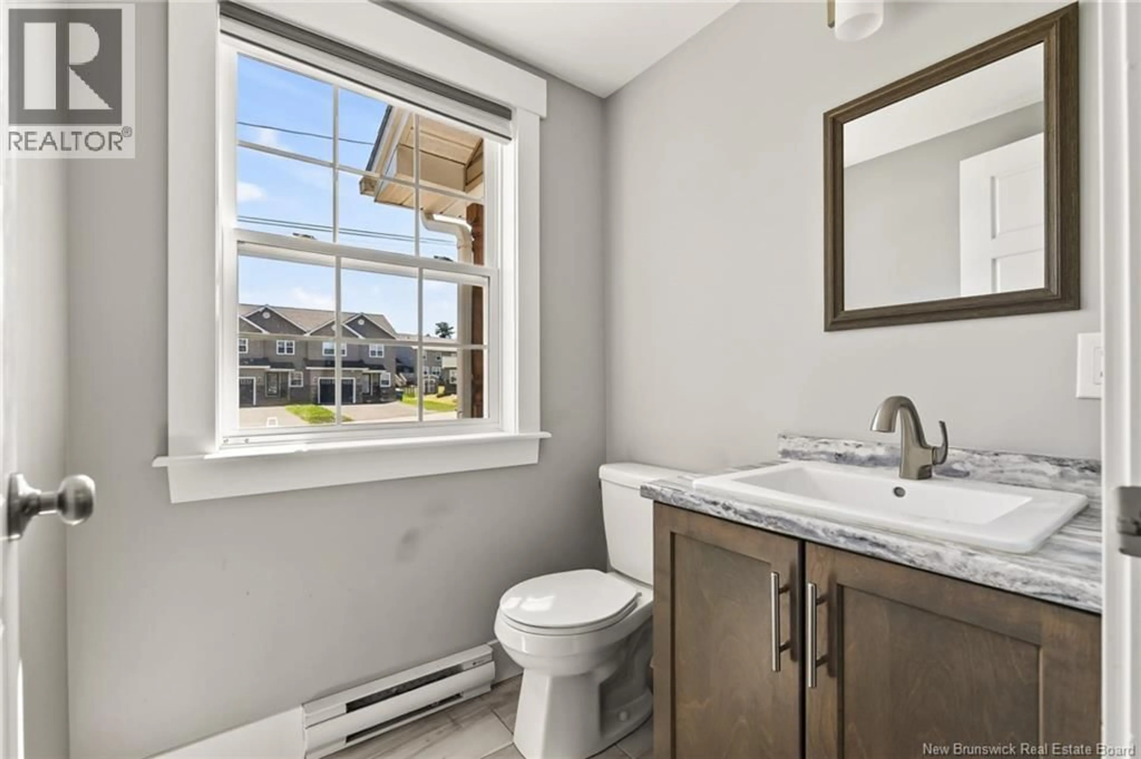 Standard bathroom, ceramic/tile floor for 176 ROCHEFORT, Dieppe New Brunswick E1A6S4
