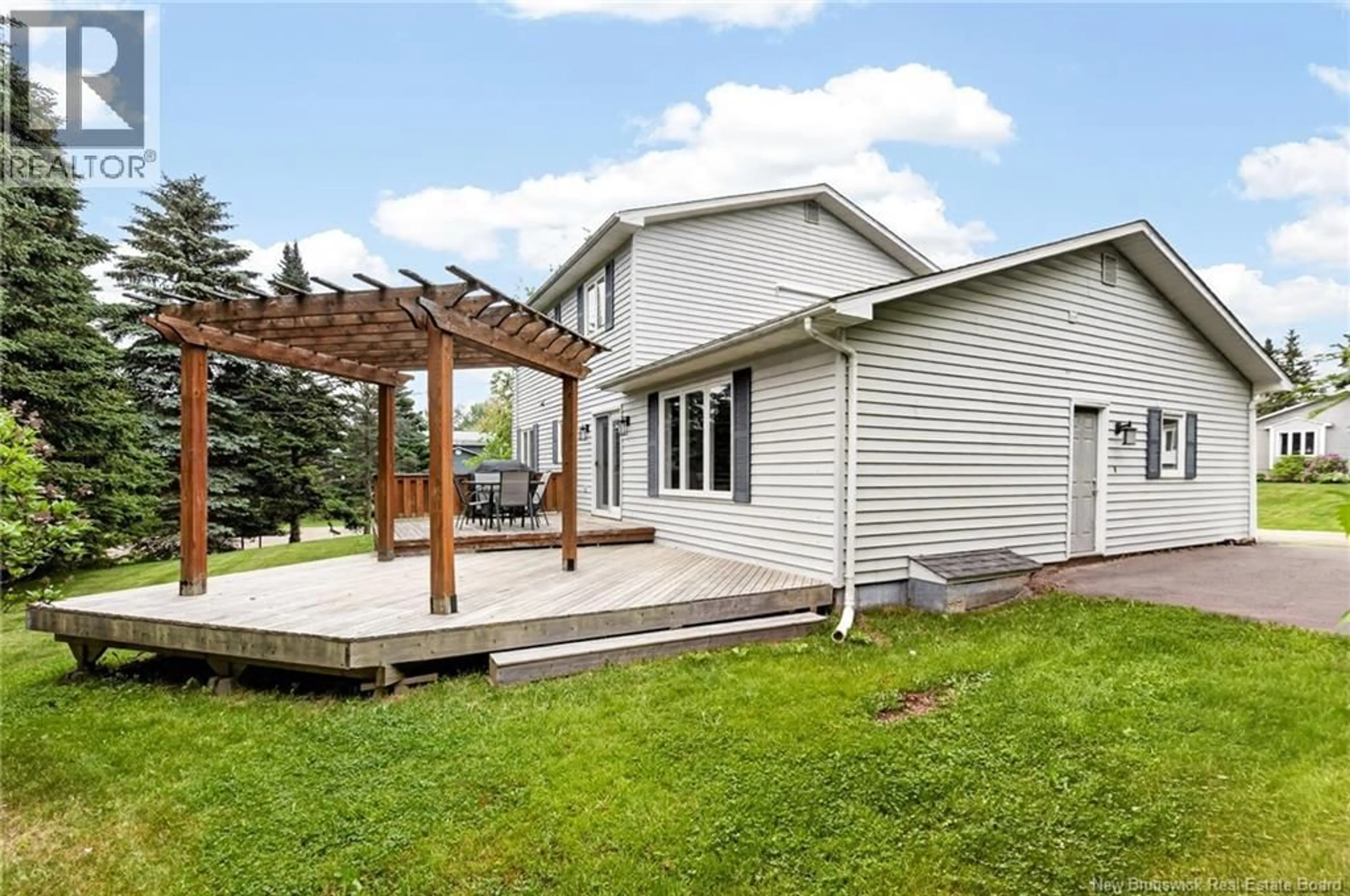 Patio, unknown for 45 CHIASSON COURT, Dieppe New Brunswick E1A6J4