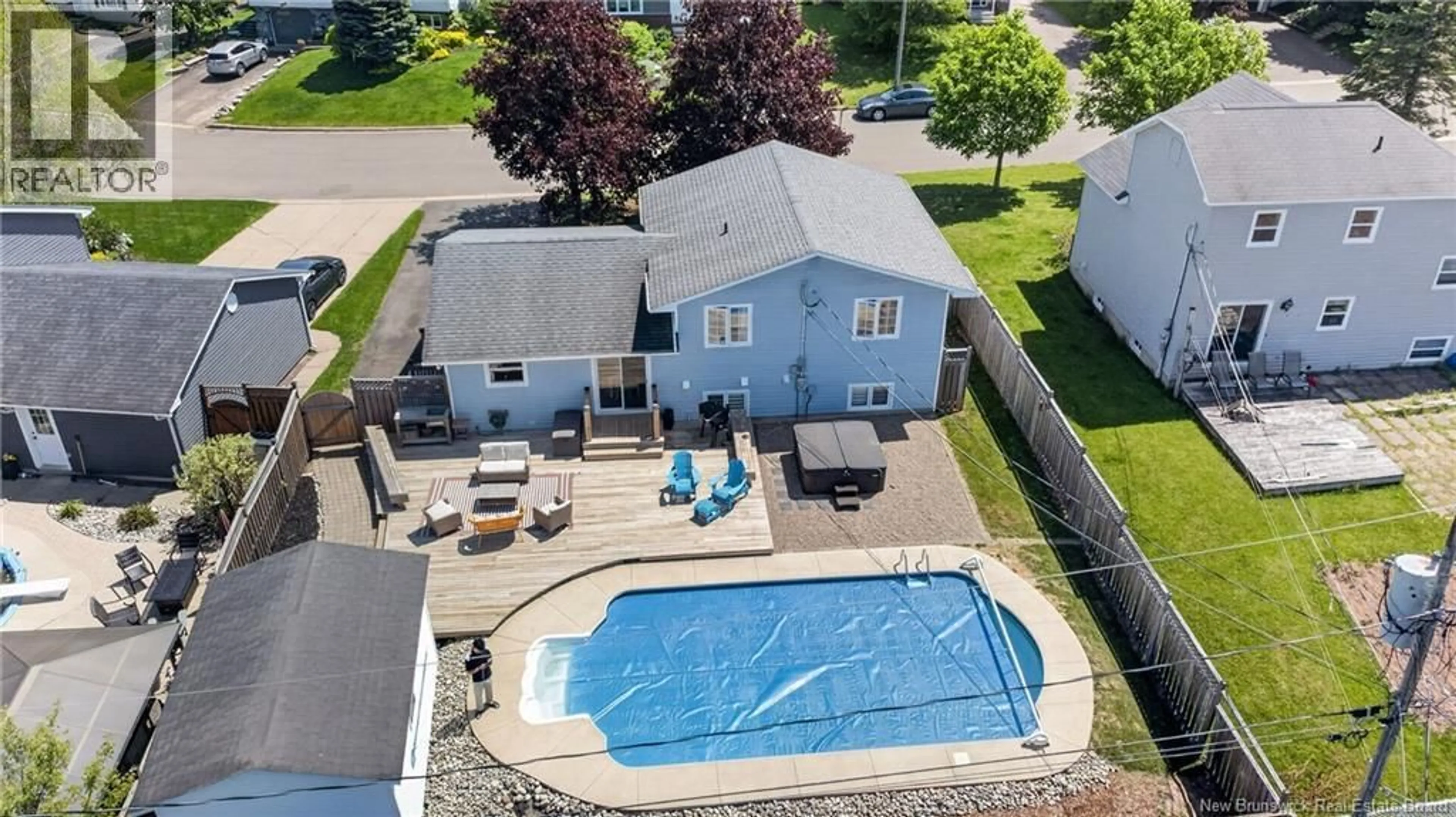 A pic from outside/outdoor area/front of a property/back of a property/a pic from drone, unknown for 115 HIGHMEADOW DRIVE, Moncton New Brunswick E1G2B8