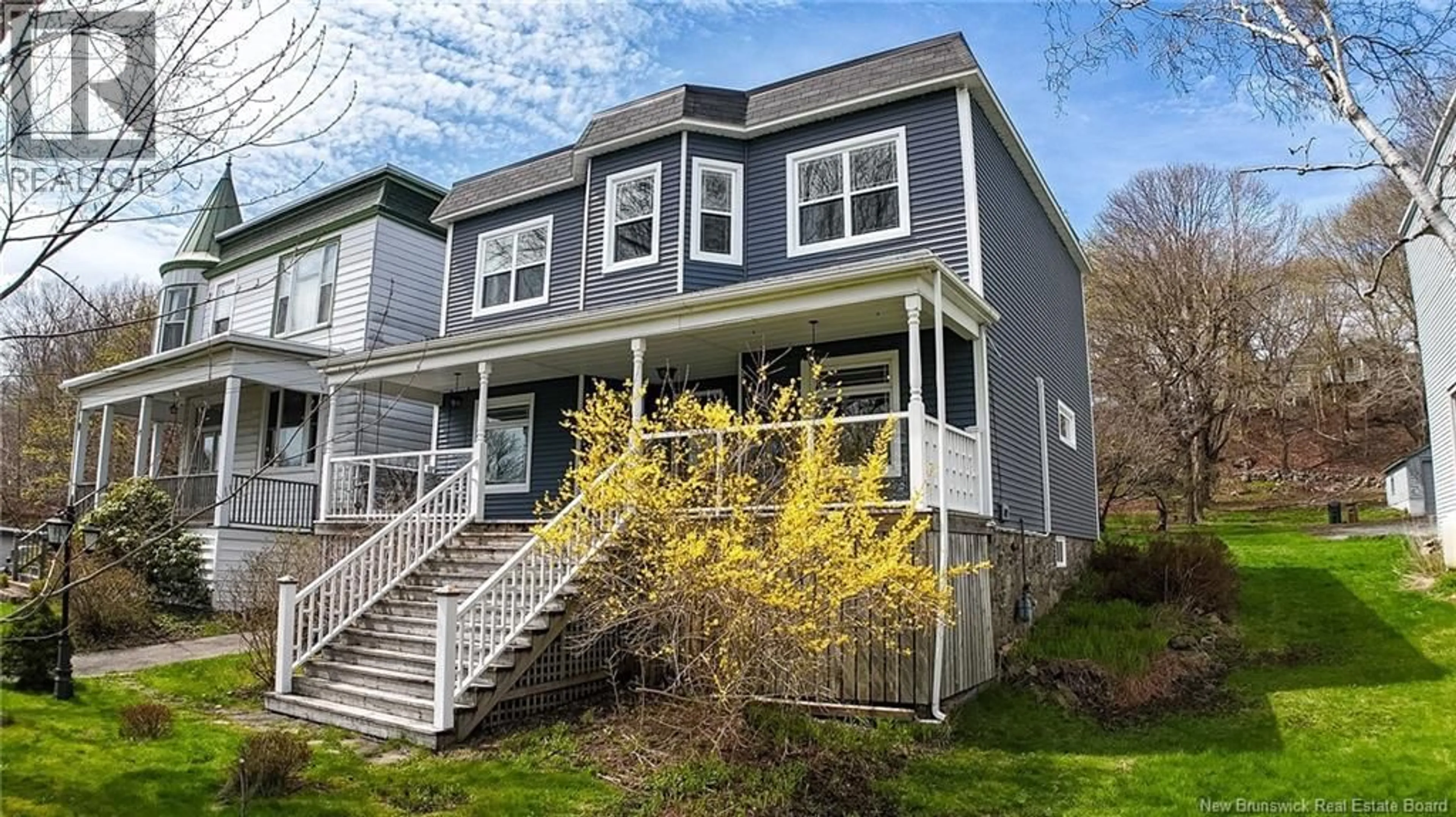 Home with vinyl exterior material, street for 26 SEELY STREET, Saint John New Brunswick E2K4B2