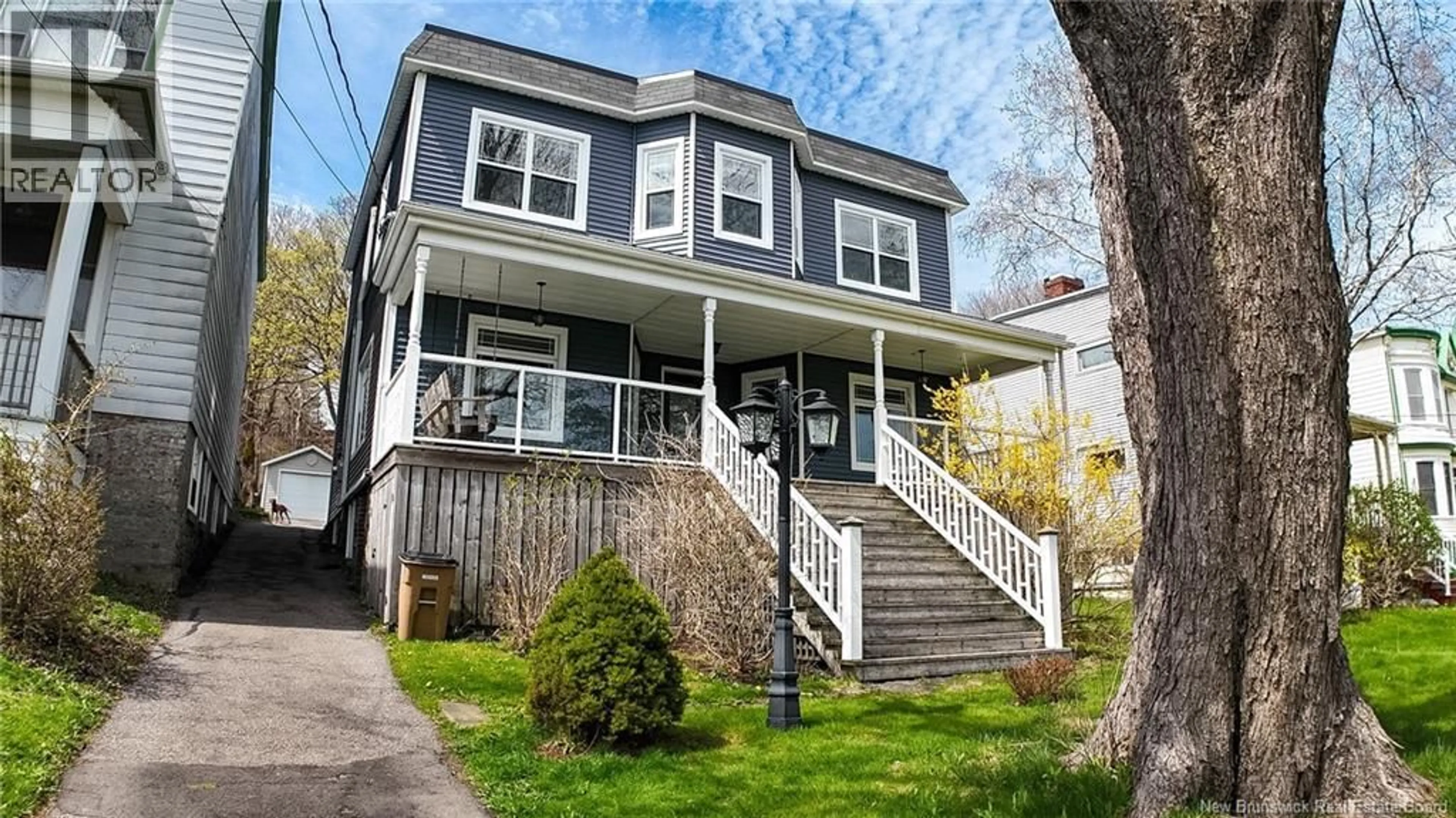 Home with vinyl exterior material, street for 26 SEELY STREET, Saint John New Brunswick E2K4B2