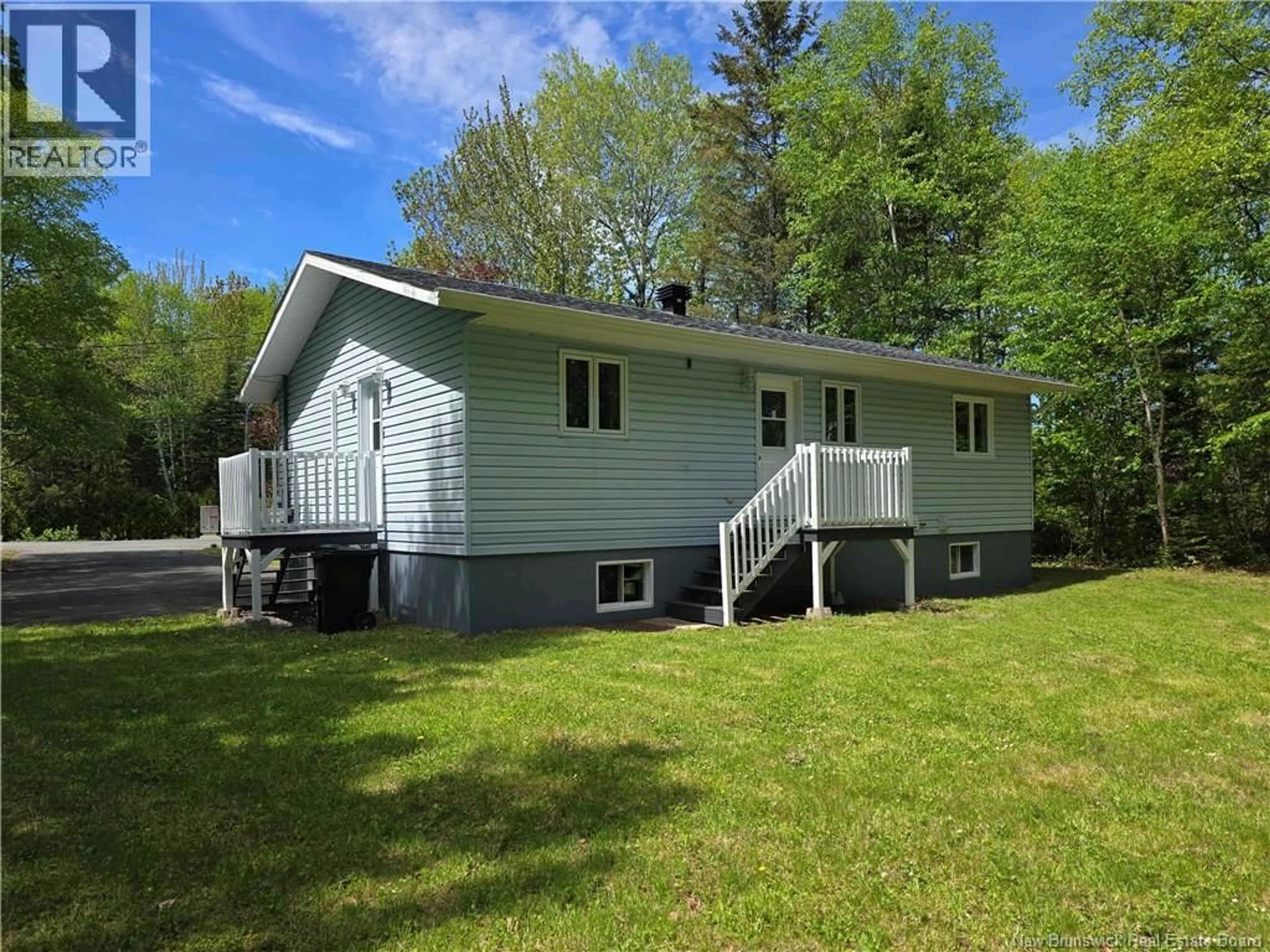 Home with vinyl exterior material, unknown for 1930 PALMER, Bathurst New Brunswick E2A4X7