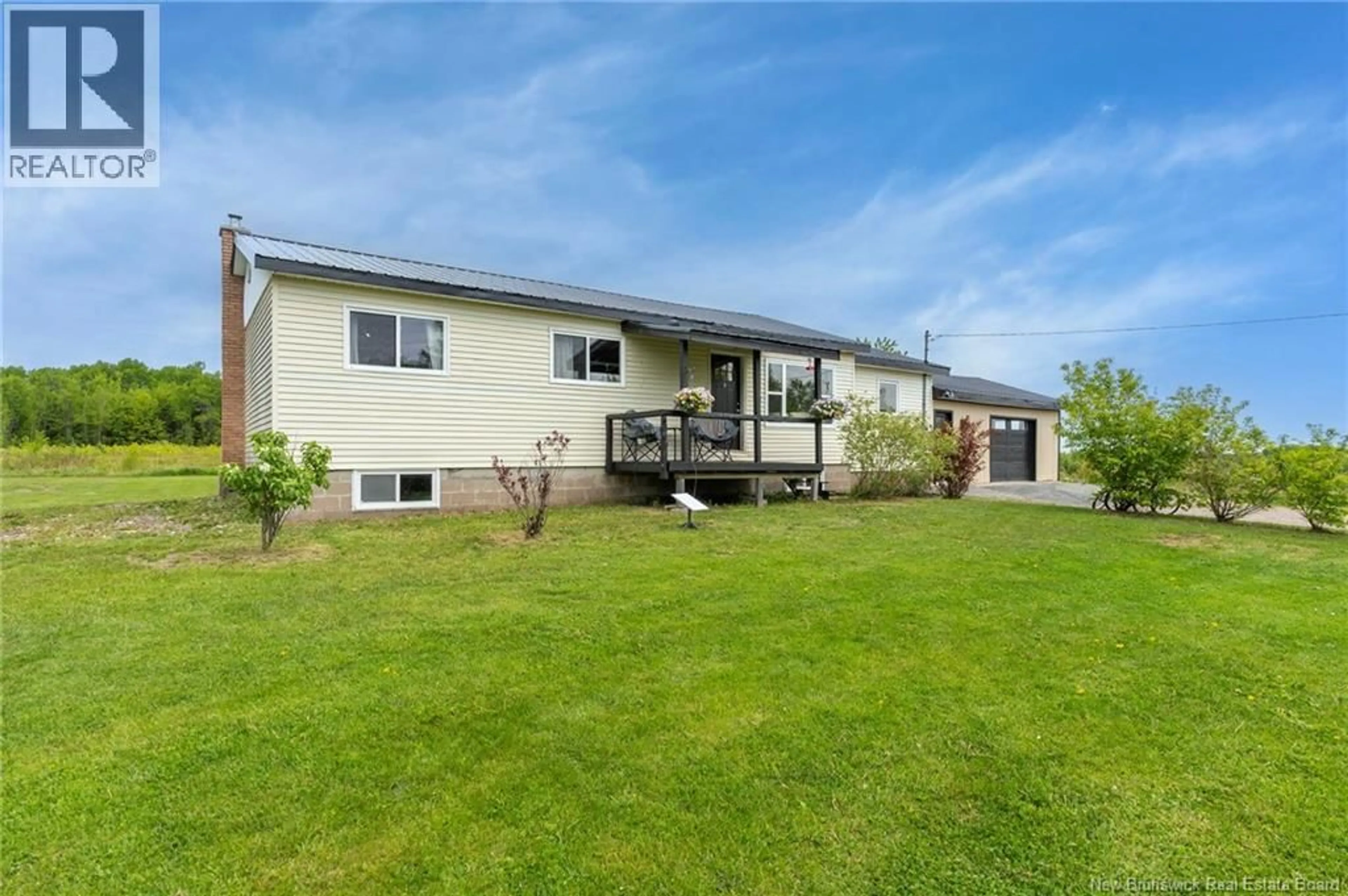 A pic from outside/outdoor area/front of a property/back of a property/a pic from drone, unknown for 282 MEADOW BROOK ROAD, Wirral New Brunswick E5L2T5