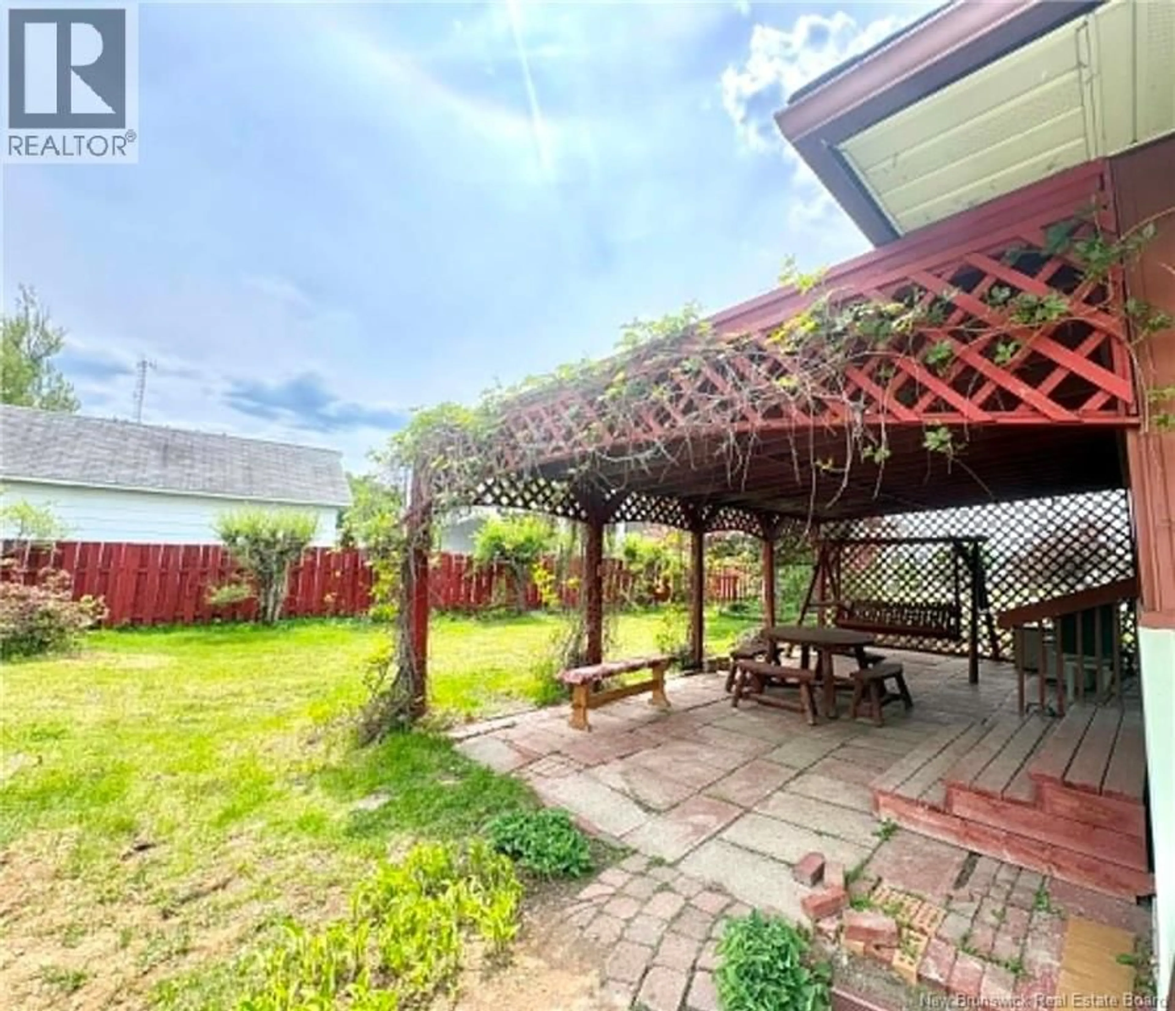 Patio, street for 45 PARKSIDE STREET, Atholville New Brunswick E3N4A3