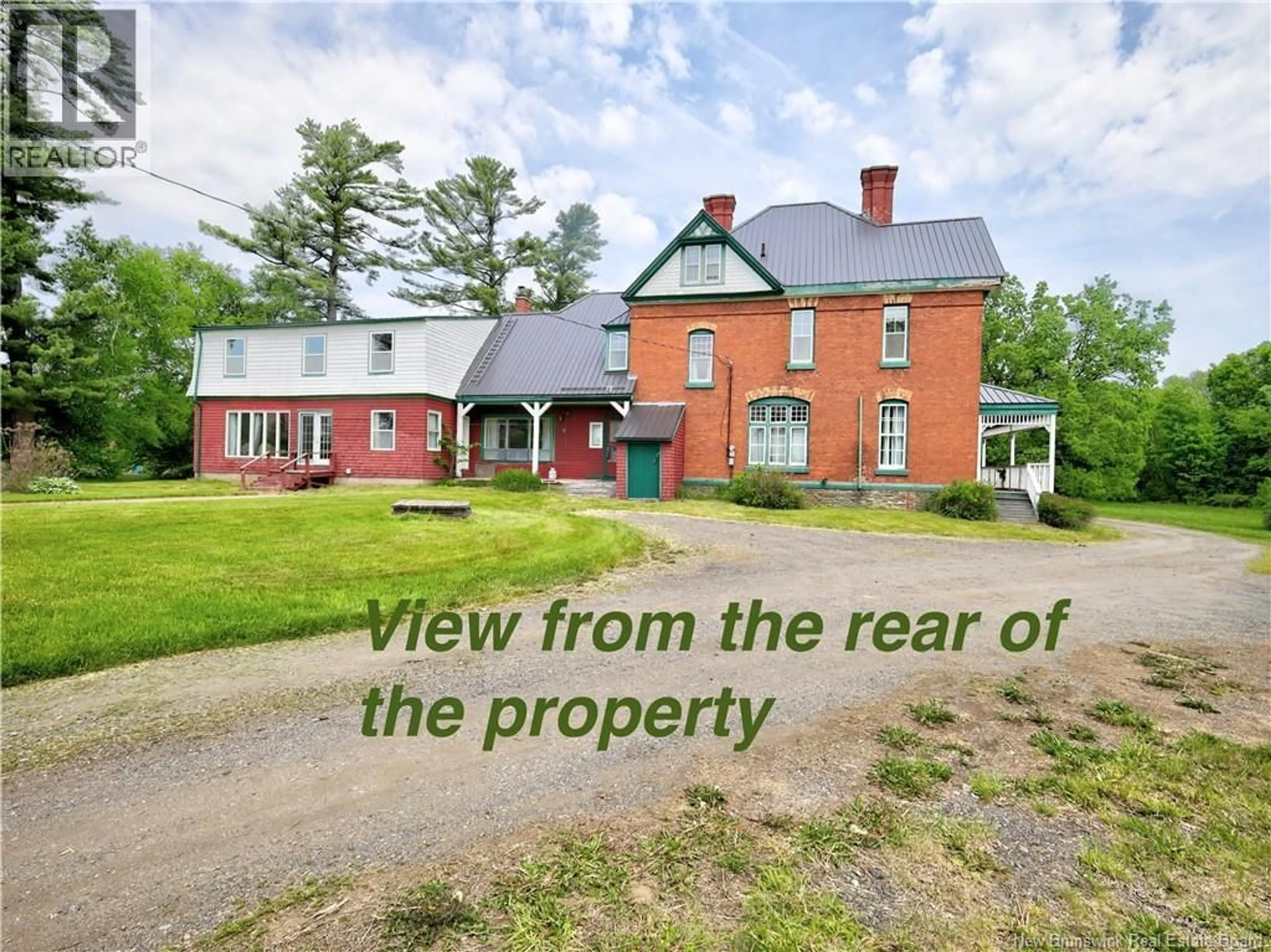 A pic from outside/outdoor area/front of a property/back of a property/a pic from drone, unknown for 8 THATCH ROAD, Lincoln New Brunswick E3B7E4