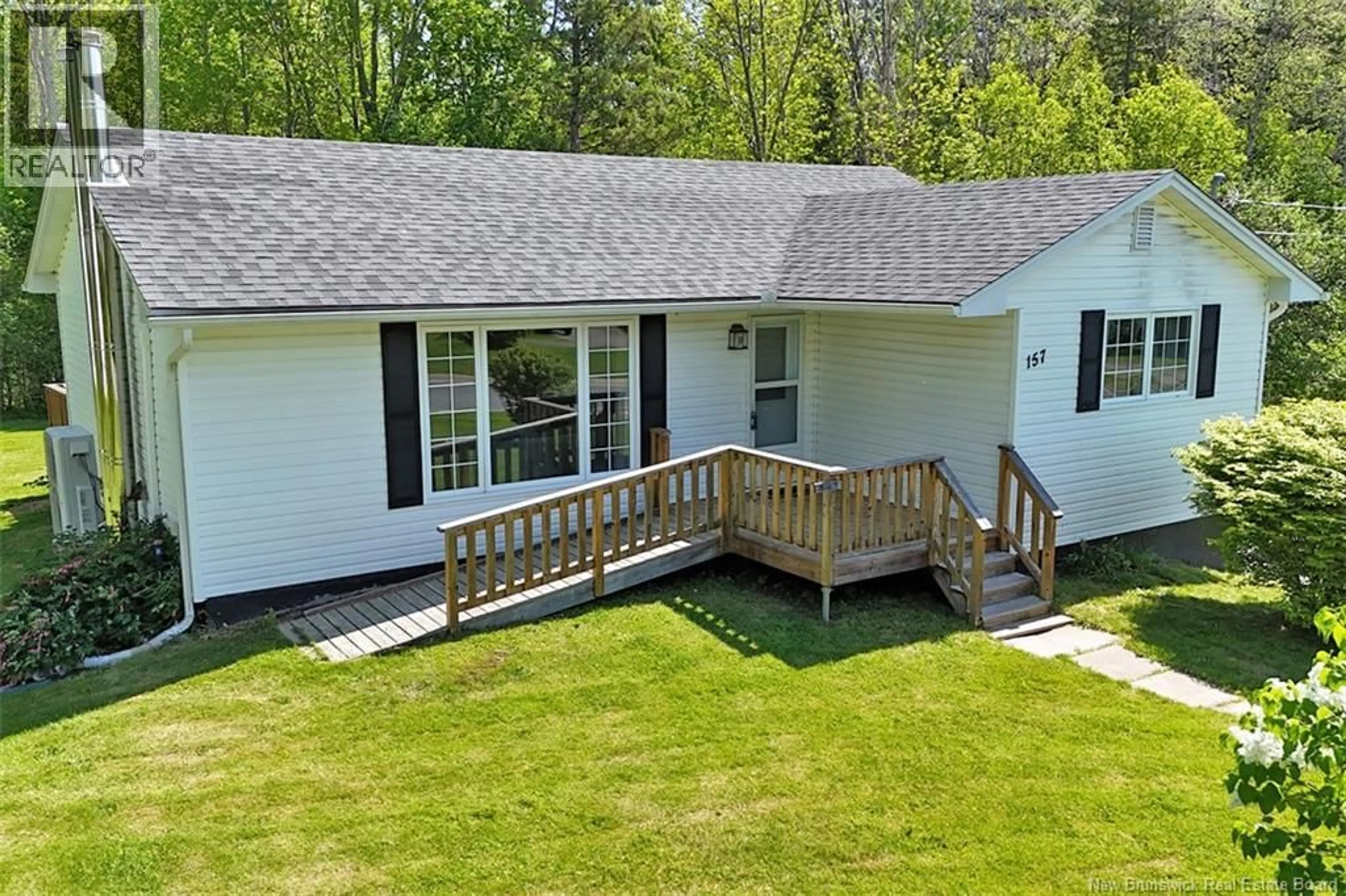A pic from outside/outdoor area/front of a property/back of a property/a pic from drone, unknown for 157 SUNRISE ESTATES DRIVE, New Maryland New Brunswick E3C1G6