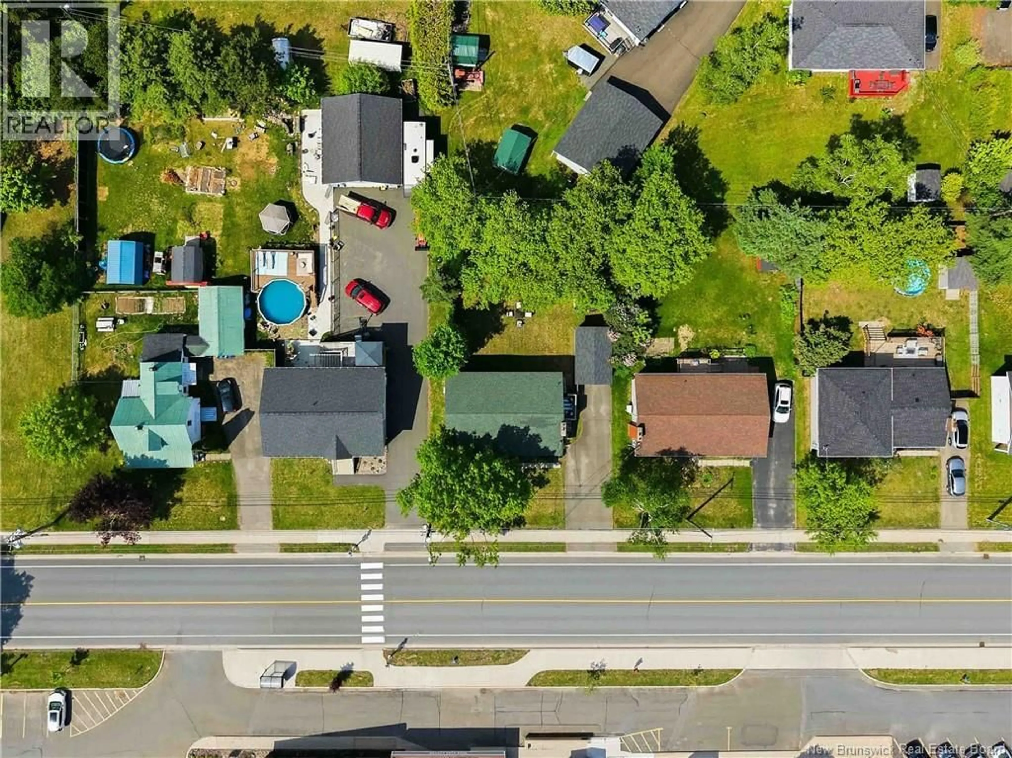 A pic from outside/outdoor area/front of a property/back of a property/a pic from drone, street for 99 SUNSET DRIVE, Fredericton New Brunswick E3A1A2