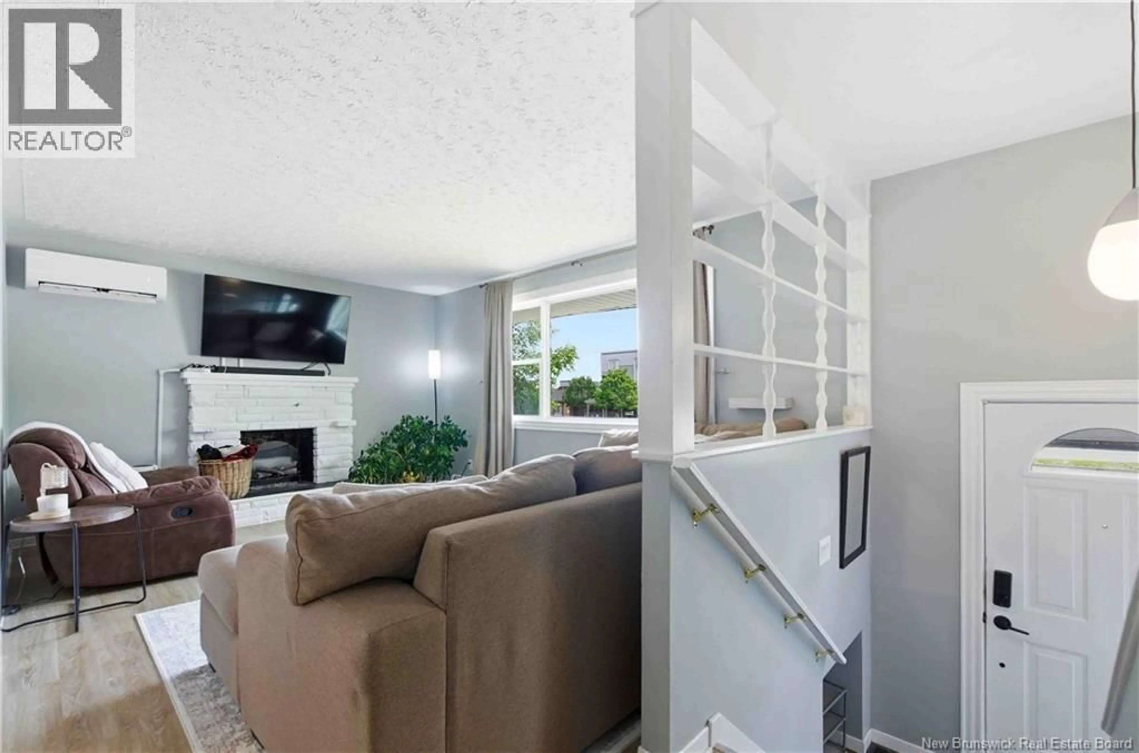 Living room with furniture, unknown for 99 SUNSET DRIVE, Fredericton New Brunswick E3A1A2