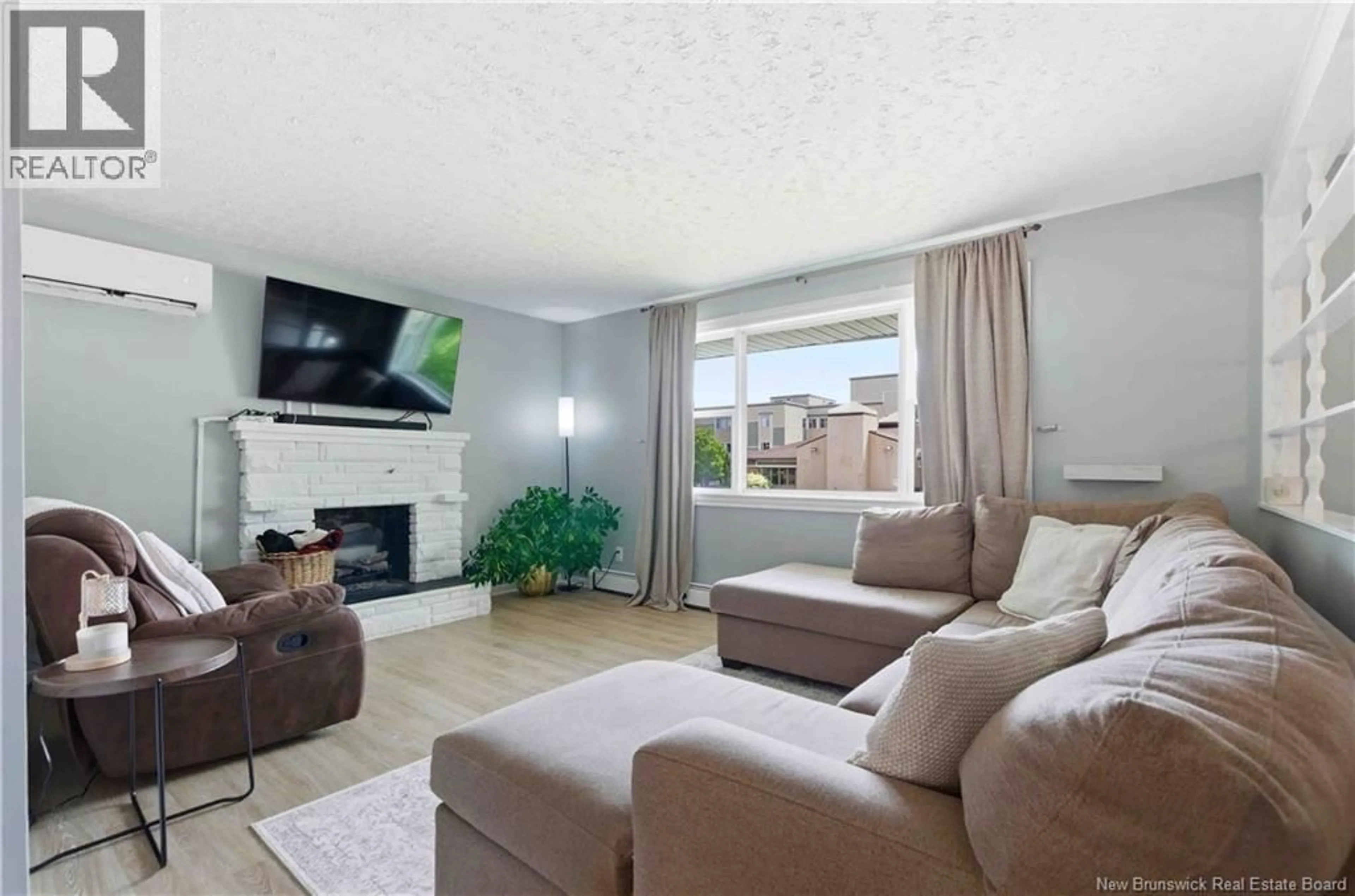 Living room with furniture, unknown for 99 SUNSET DRIVE, Fredericton New Brunswick E3A1A2