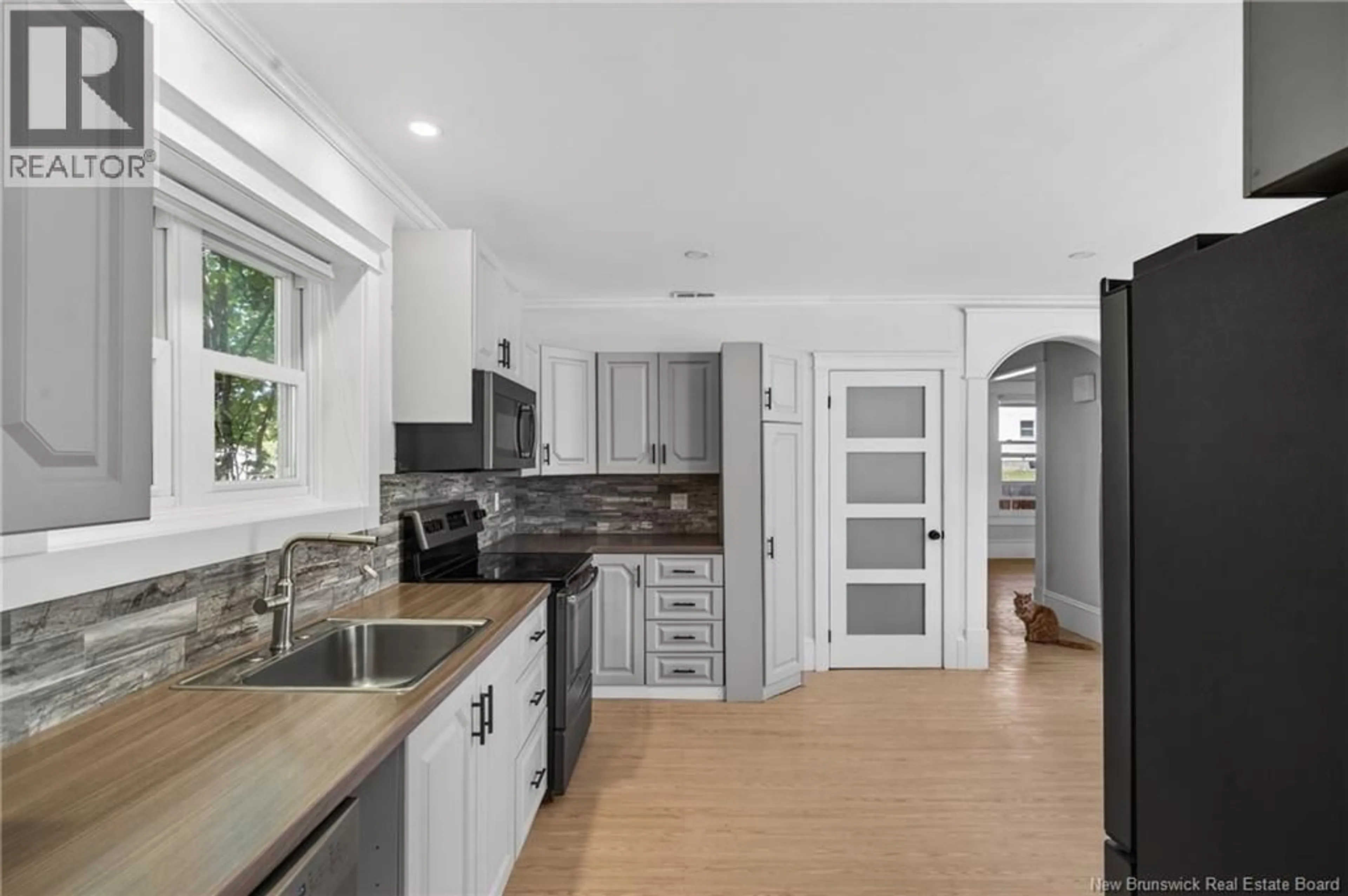 Open concept kitchen, unknown for 17 MINTO STREET, Campbellton New Brunswick E3N2W6