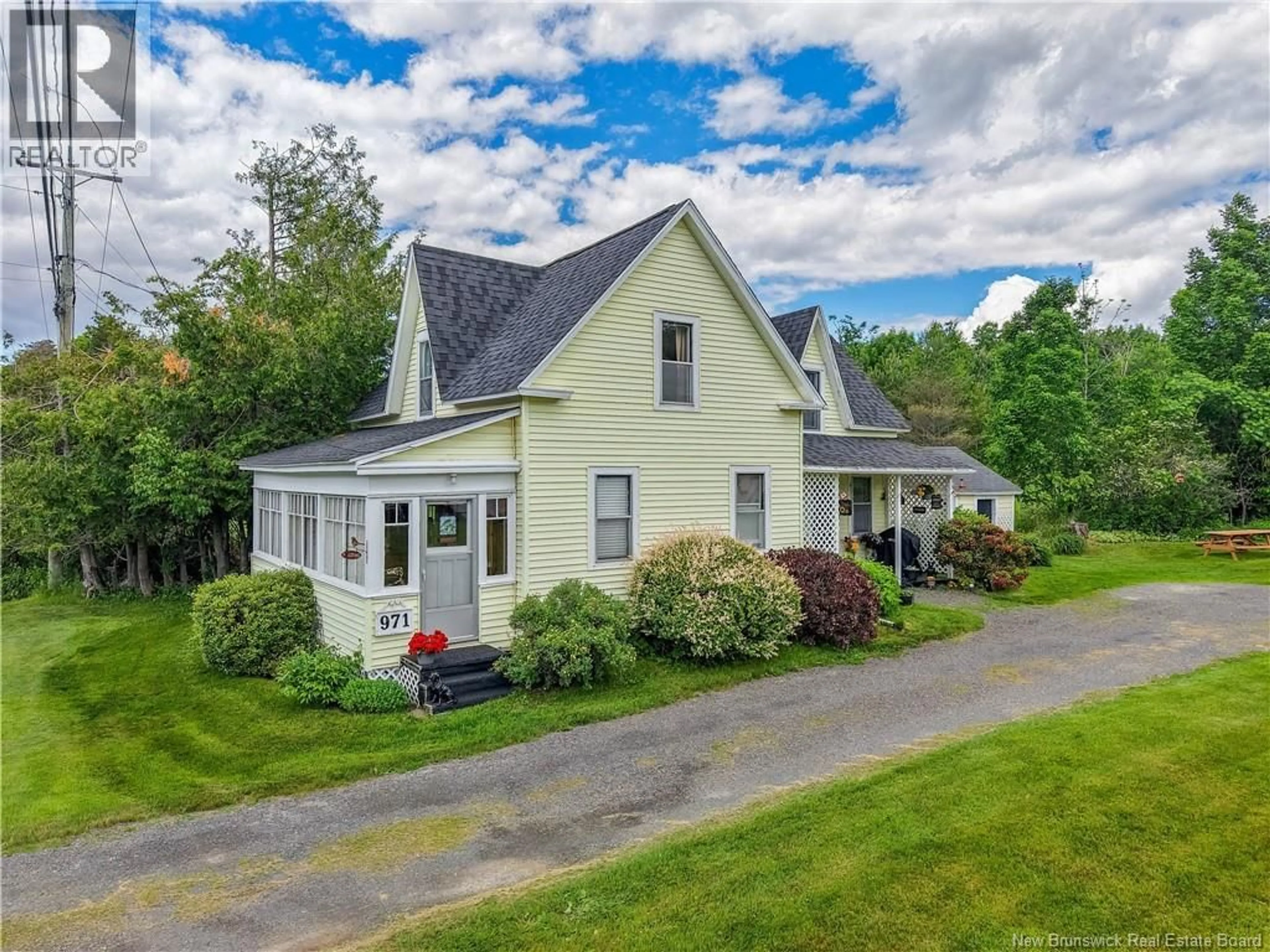 A pic from outside/outdoor area/front of a property/back of a property/a pic from drone, street for 971 CLEMENTS DRIVE, Fredericton New Brunswick E3G7J3