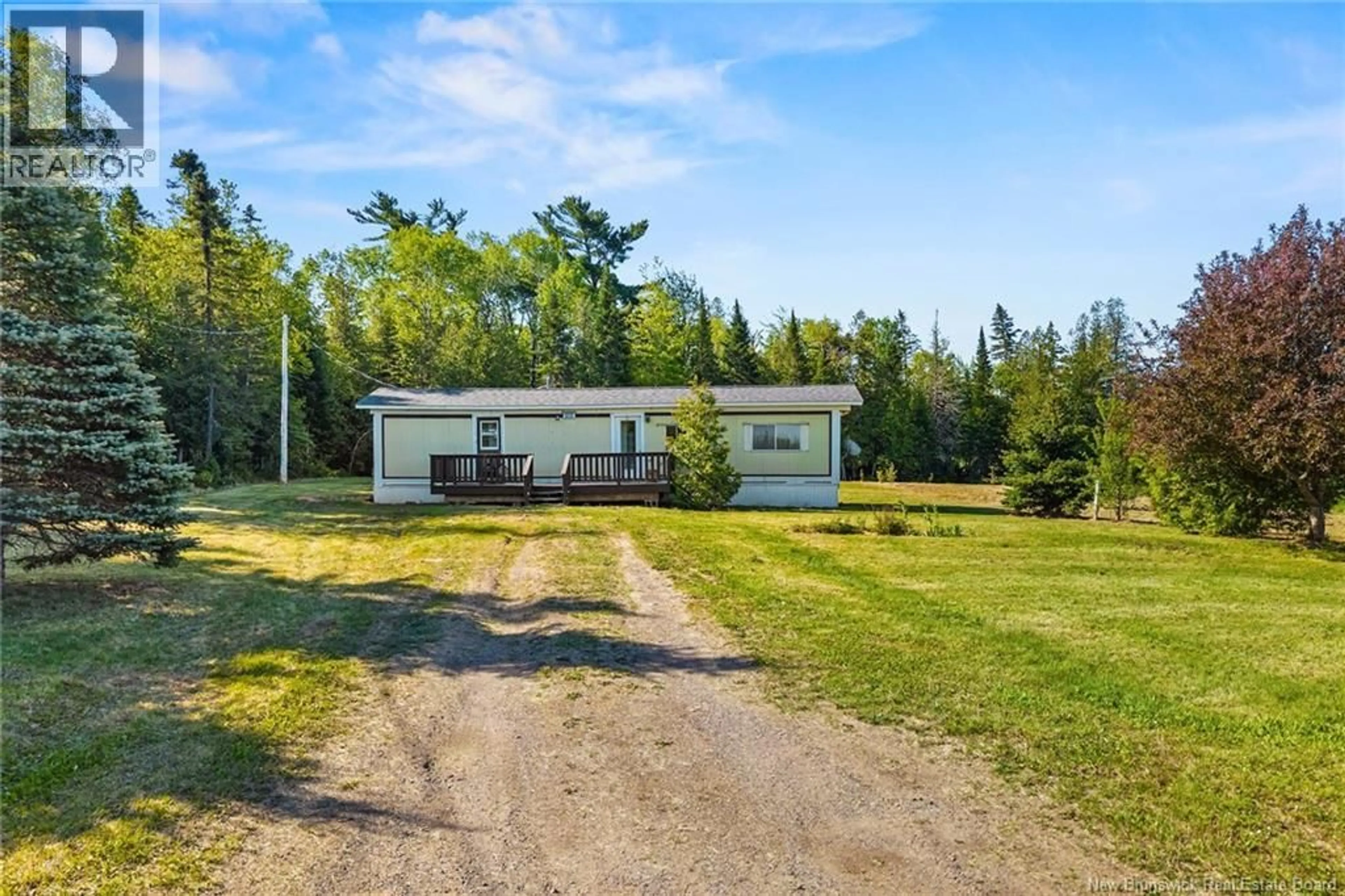 A pic from outside/outdoor area/front of a property/back of a property/a pic from drone, unknown for 236 CUMBERLAND BAY SOUTH ROAD, Cumberland Bay New Brunswick E4A3E1