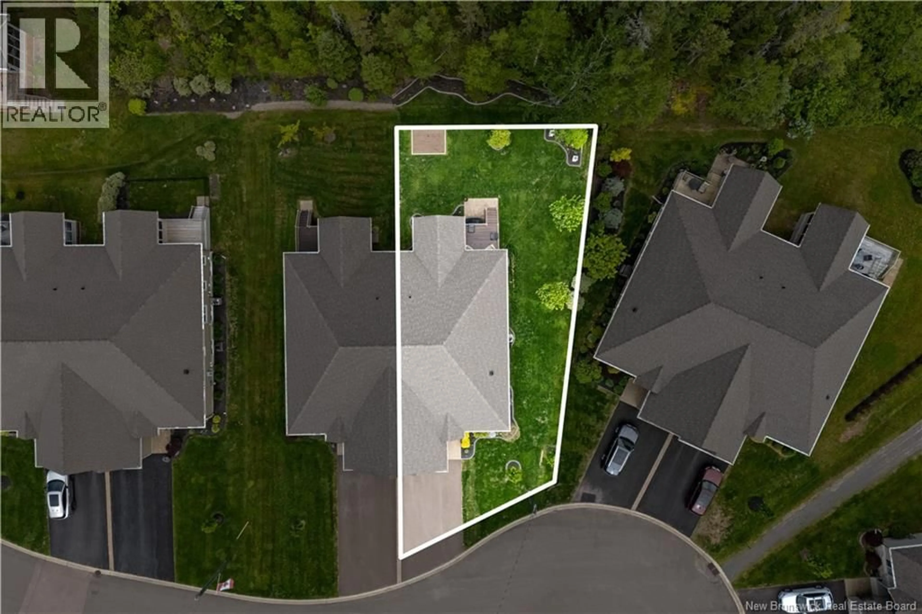 A pic from outside/outdoor area/front of a property/back of a property/a pic from drone, street for 66 RUELLE DE LA CONSERVATION COURT, Dieppe New Brunswick E1A9T7