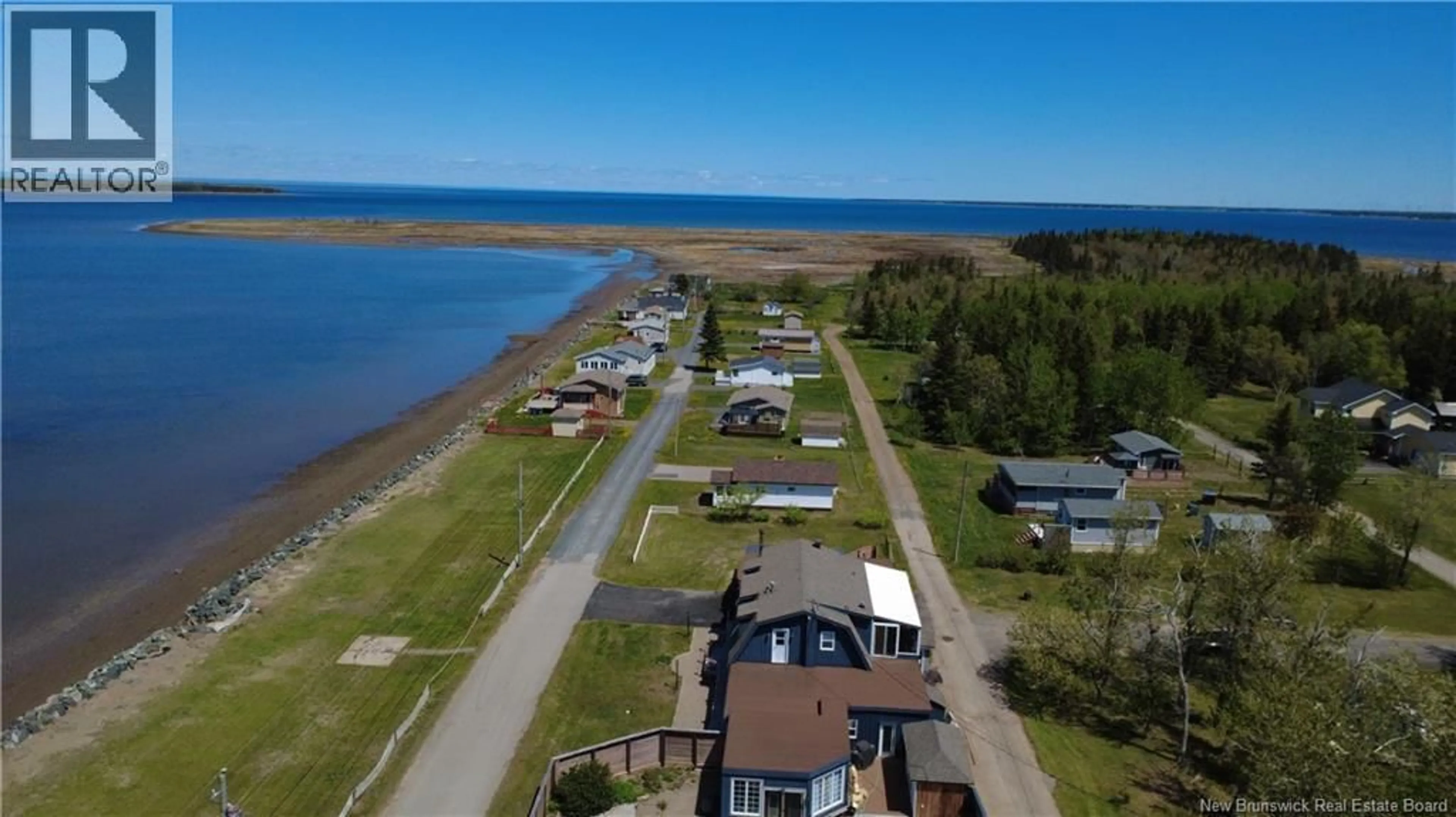 A pic from outside/outdoor area/front of a property/back of a property/a pic from drone, water/lake/river/ocean view for 50 ALLÉE LOUISA ALLÉE, Pointe-Brûlée New Brunswick E8S2V3