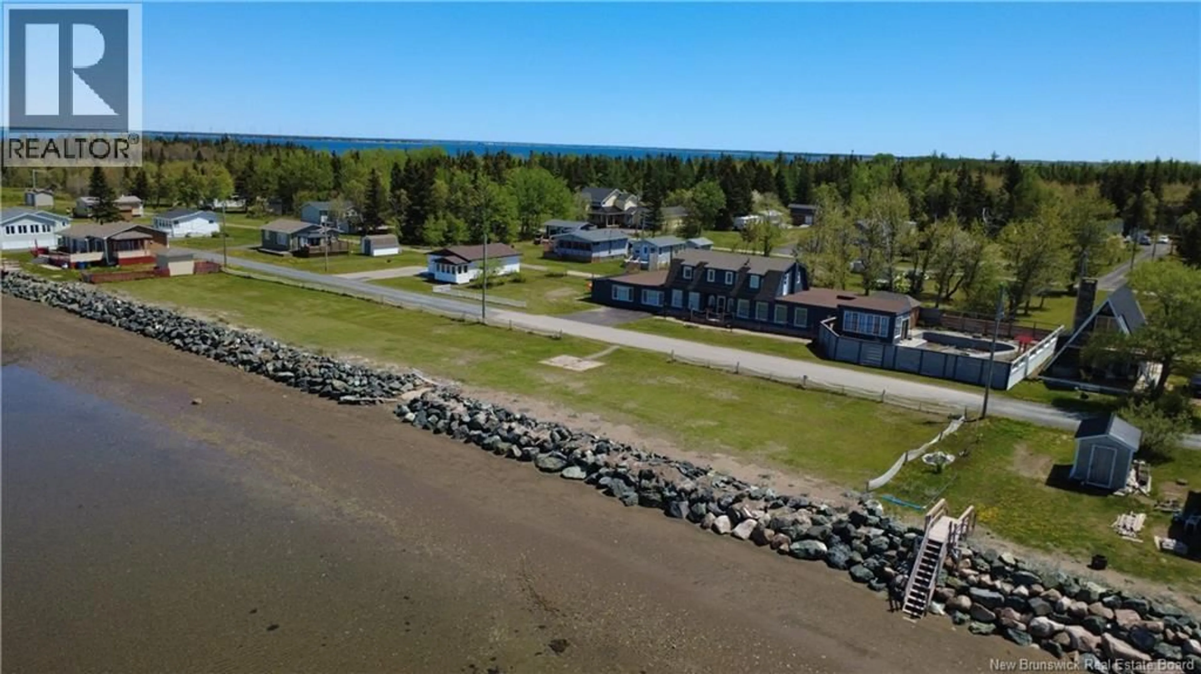A pic from outside/outdoor area/front of a property/back of a property/a pic from drone, water/lake/river/ocean view for 50 ALLÉE LOUISA ALLÉE, Pointe-Brûlée New Brunswick E8S2V3