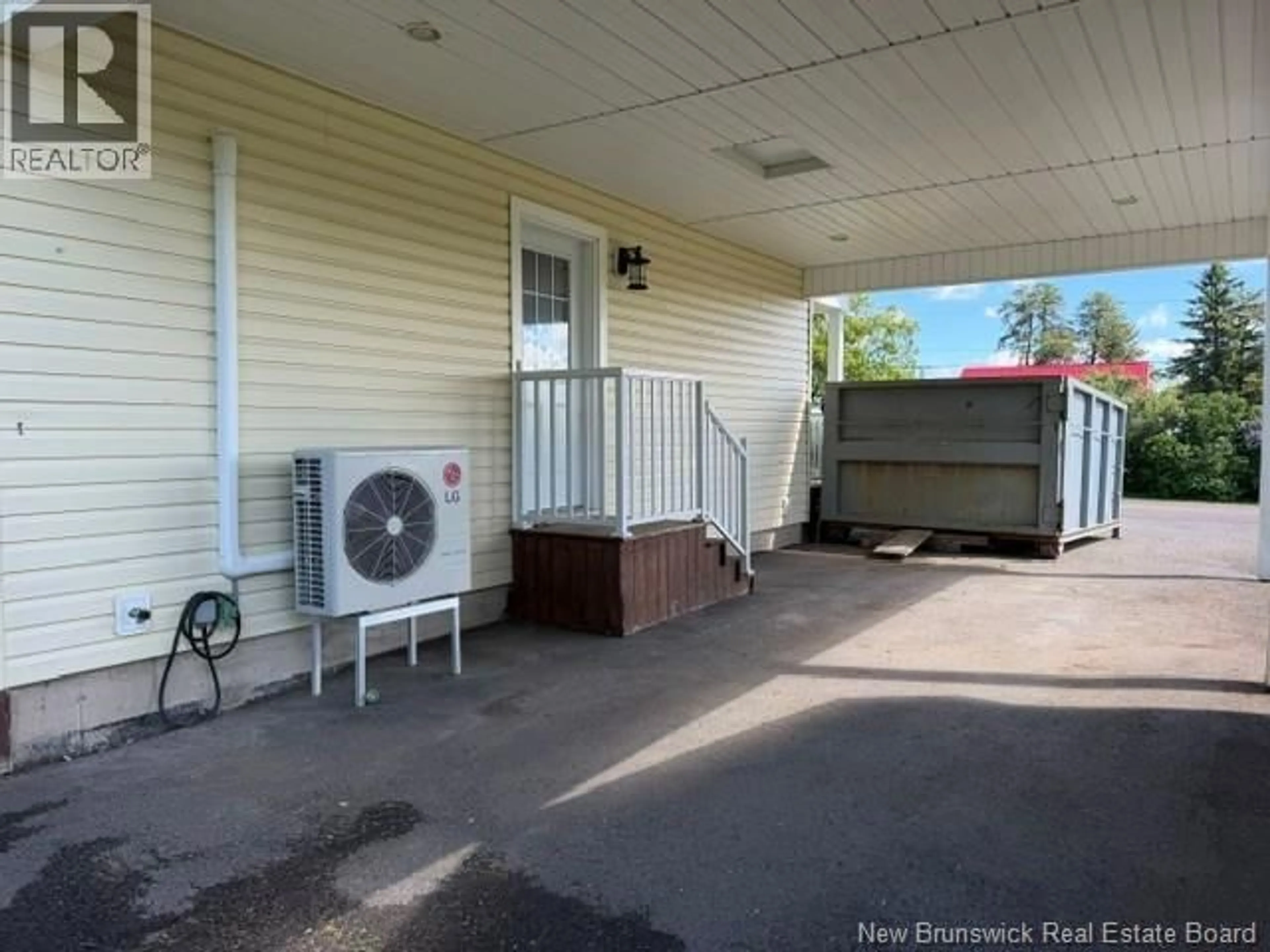 Unknown for 1 WOODLAND AVENUE, Petitcodiac New Brunswick E4Z4X4