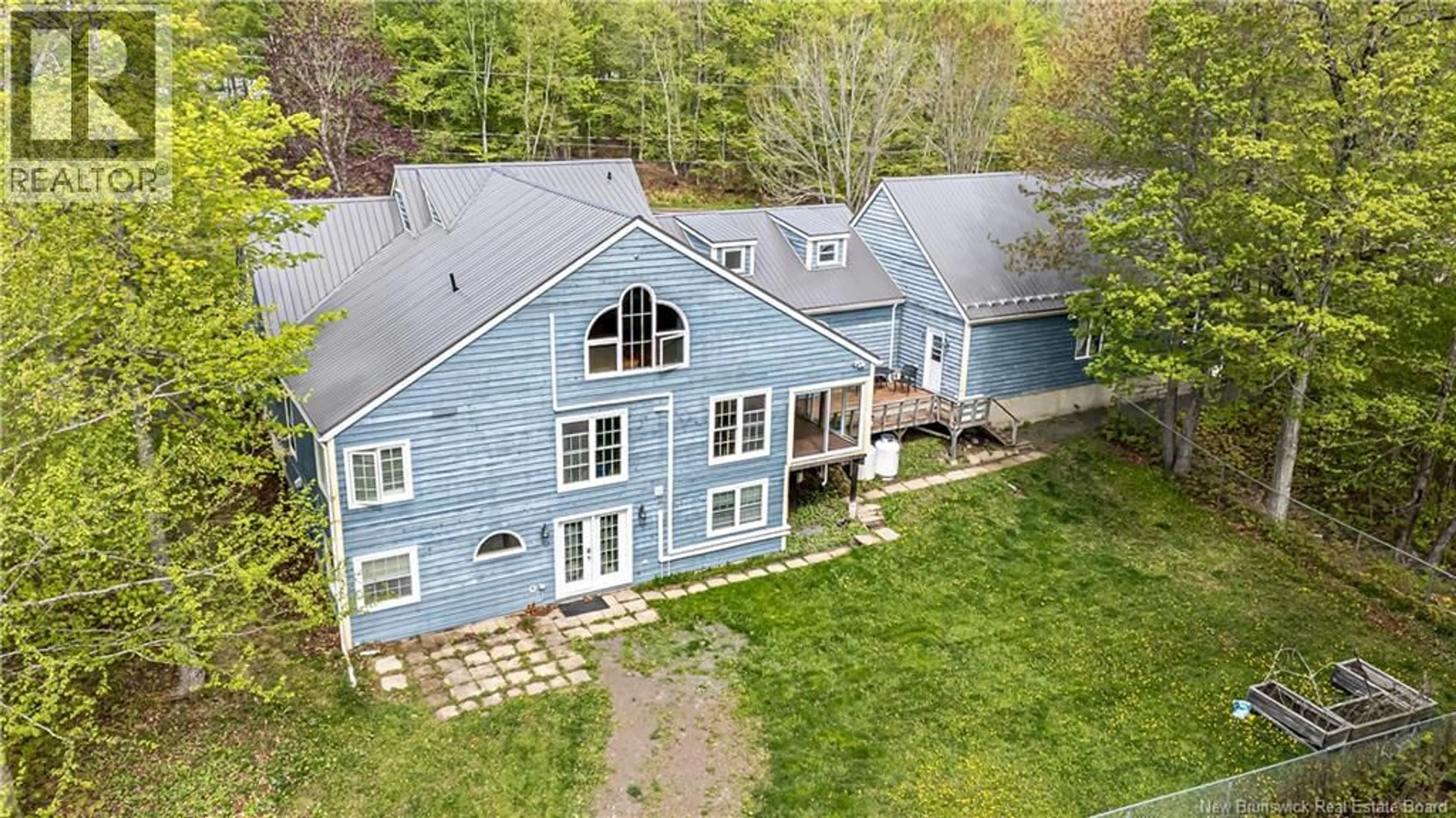 A pic from outside/outdoor area/front of a property/back of a property/a pic from drone, unknown for 76 ISLAND VIEW DRIVE, Douglas New Brunswick E3G7R5