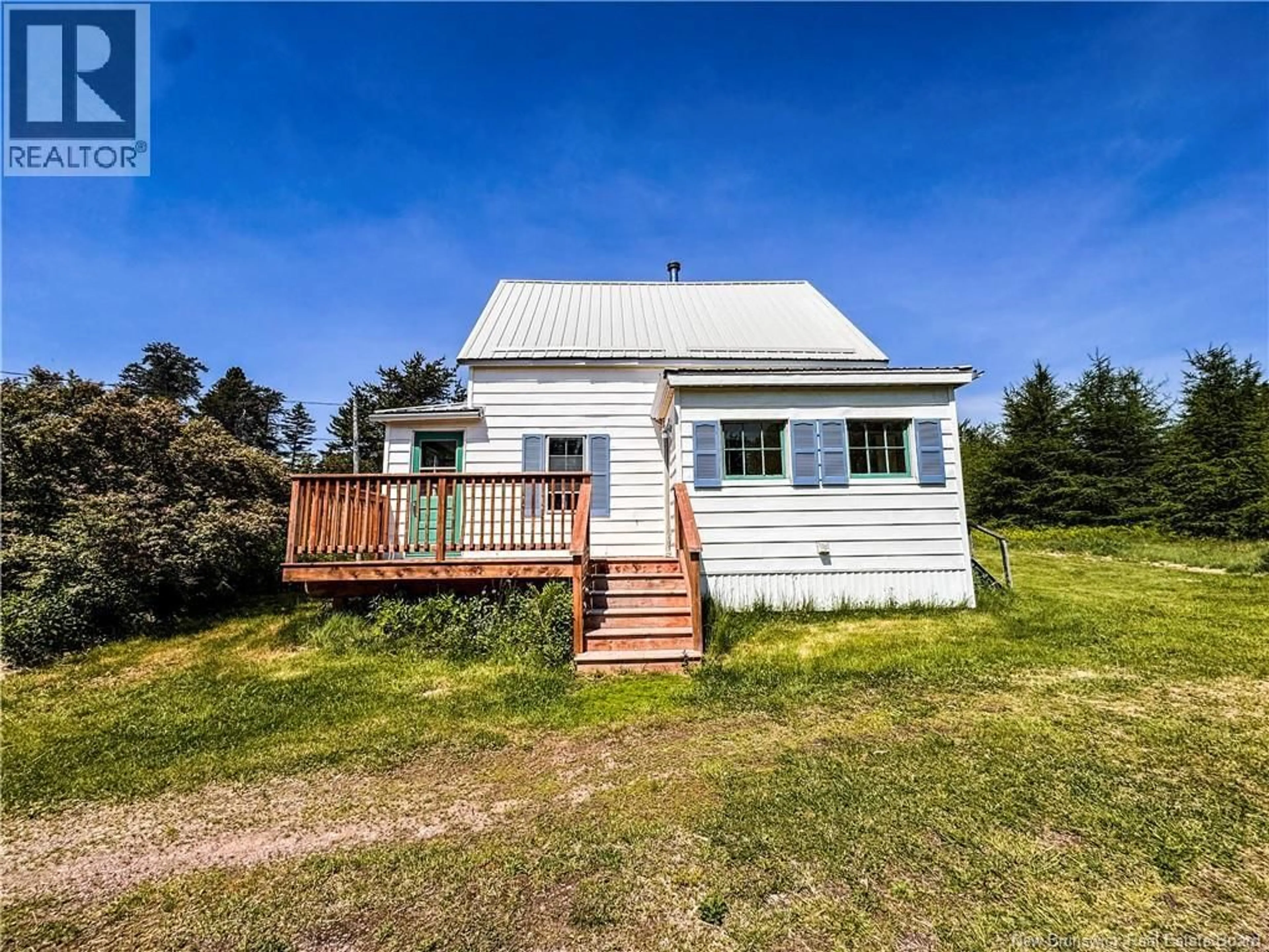 A pic from outside/outdoor area/front of a property/back of a property/a pic from drone, building for 189 MOUNTVIEW ROAD, Sackville New Brunswick E4L1N5