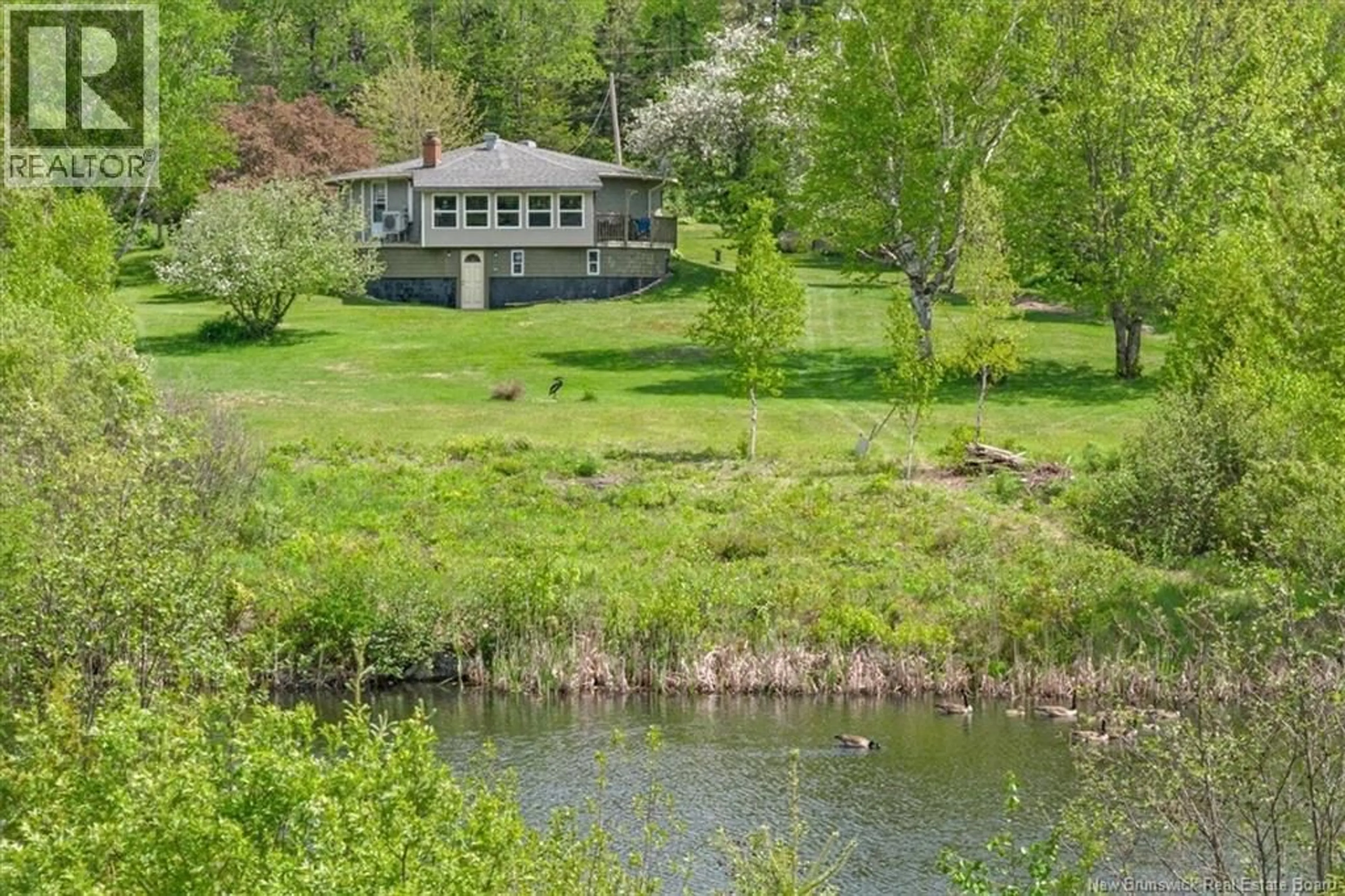 A pic from outside/outdoor area/front of a property/back of a property/a pic from drone, water/lake/river/ocean view for 409 DAMASCUS ROAD, Hampton New Brunswick E5N4A8