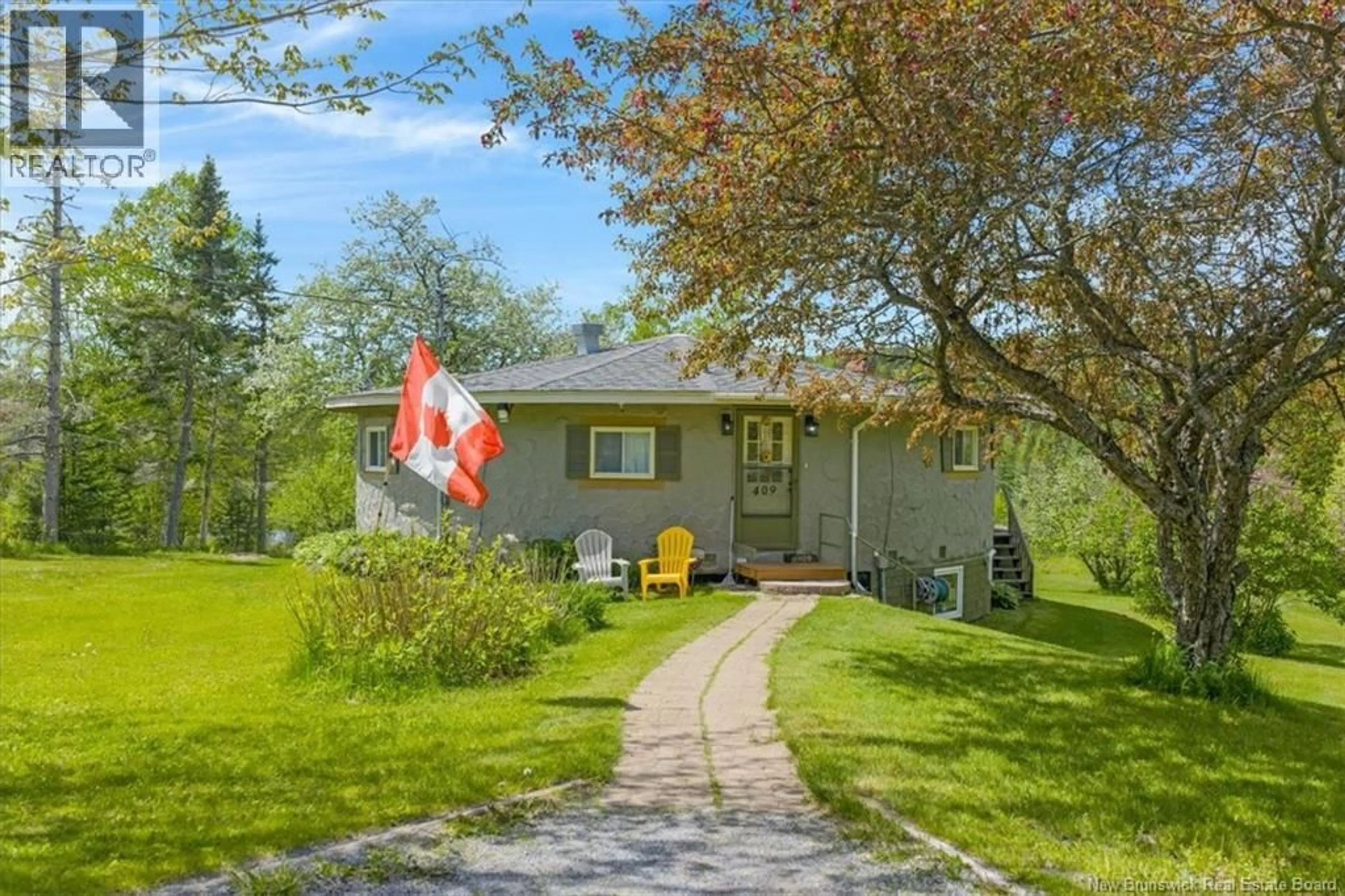 Patio, street for 409 DAMASCUS ROAD, Hampton New Brunswick E5N4A8