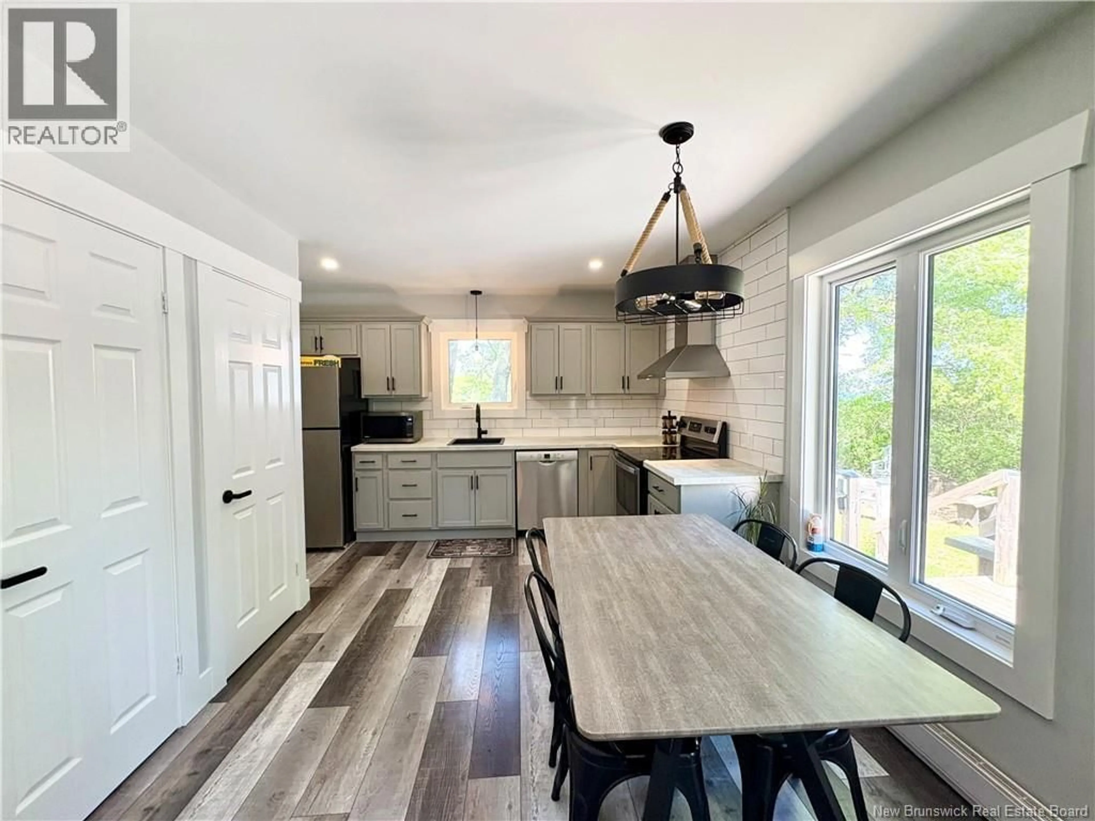 Open concept kitchen, unknown for 46 SURETTE, Cocagne New Brunswick E4R3L7
