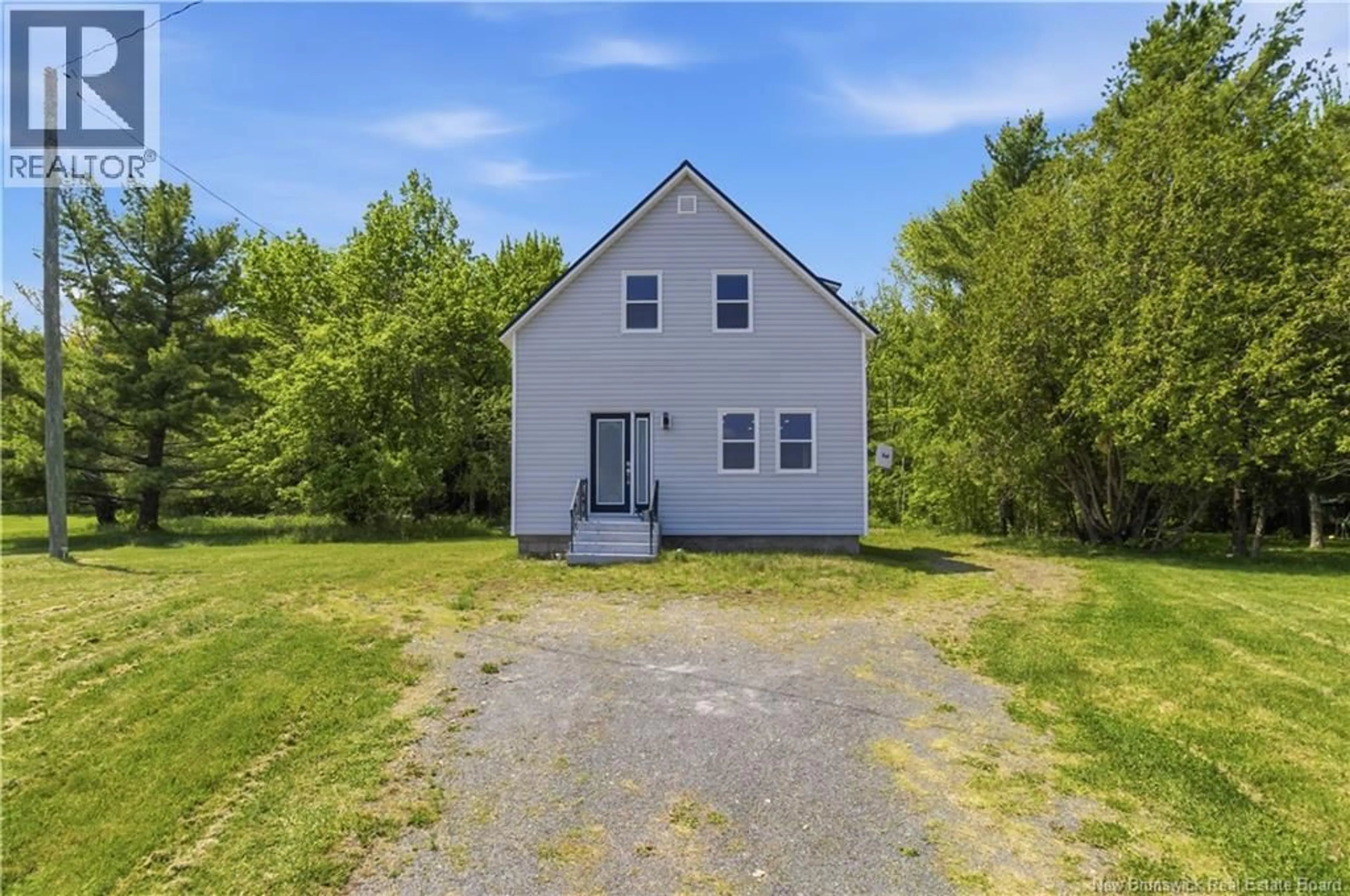 A pic from outside/outdoor area/front of a property/back of a property/a pic from drone, building for 6530 ROUTE 101, Hoyt New Brunswick E5L2A9