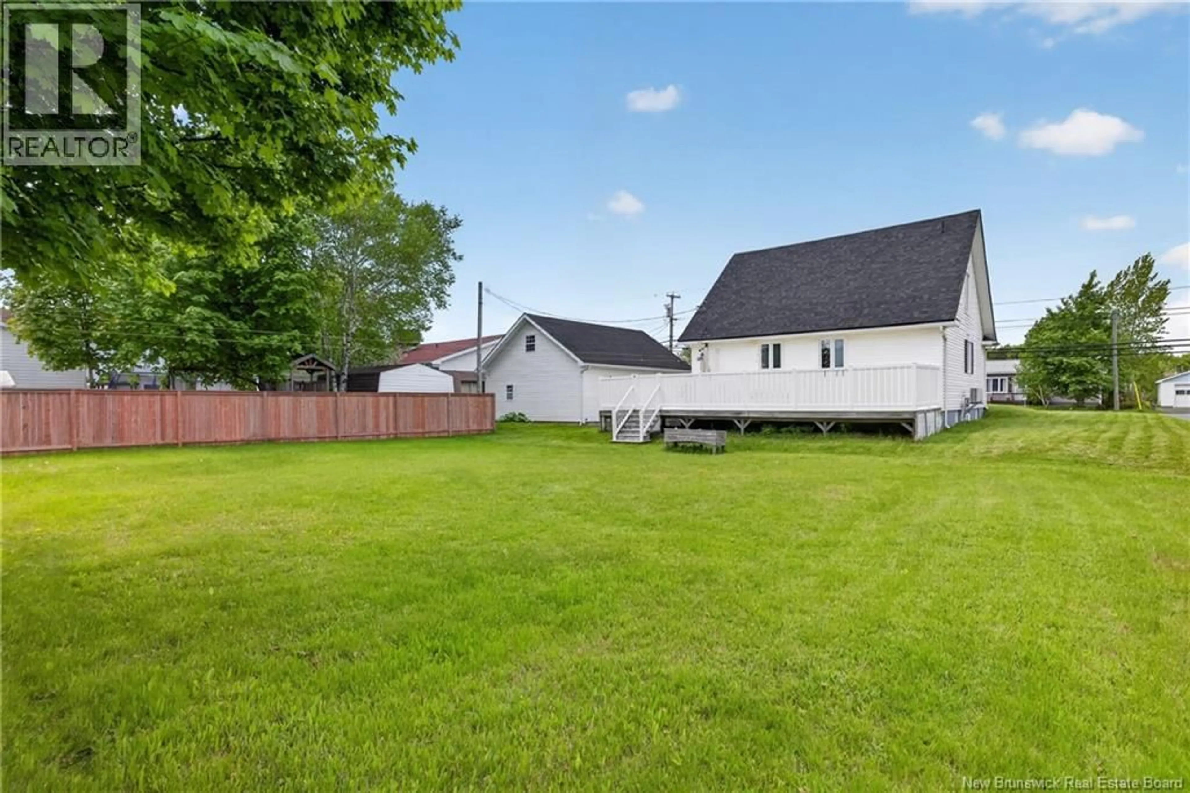 Patio, unknown for 3548 RUE CENTENAIRE, Tracadie New Brunswick E1X1B1