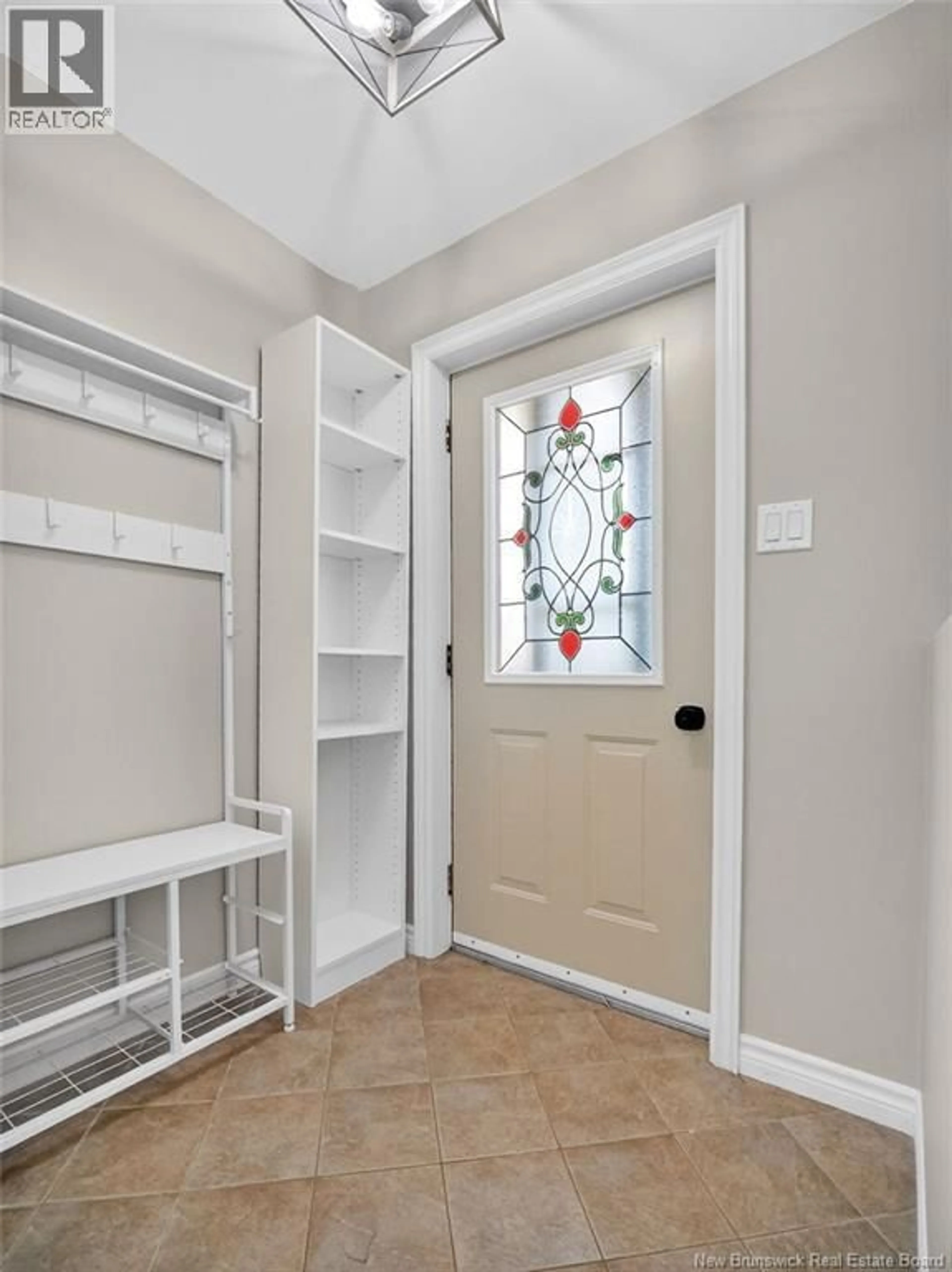 Indoor entryway for 67 BAHAMA STREET, Dieppe New Brunswick E1A4Z1