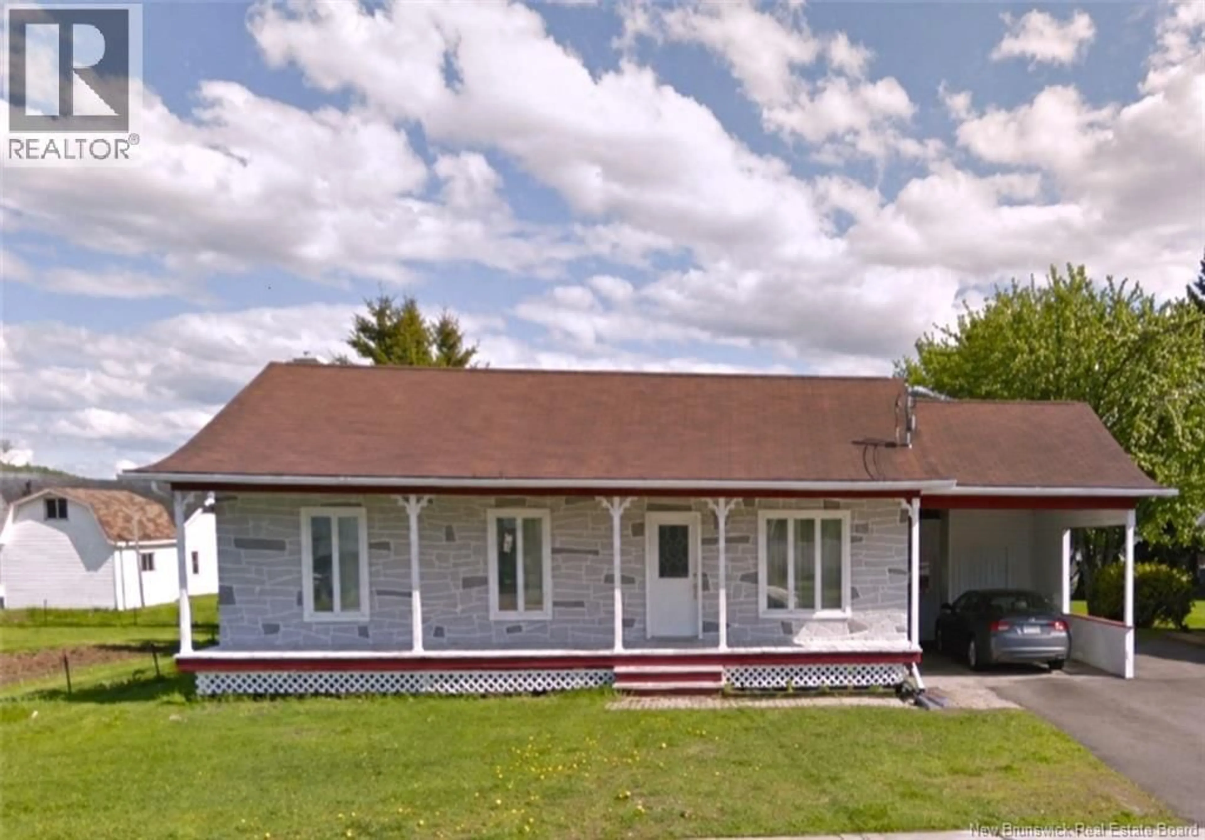 Home with vinyl exterior material, building for 53 GRONDIN STREET, Saint-Jacques New Brunswick E7B1J6