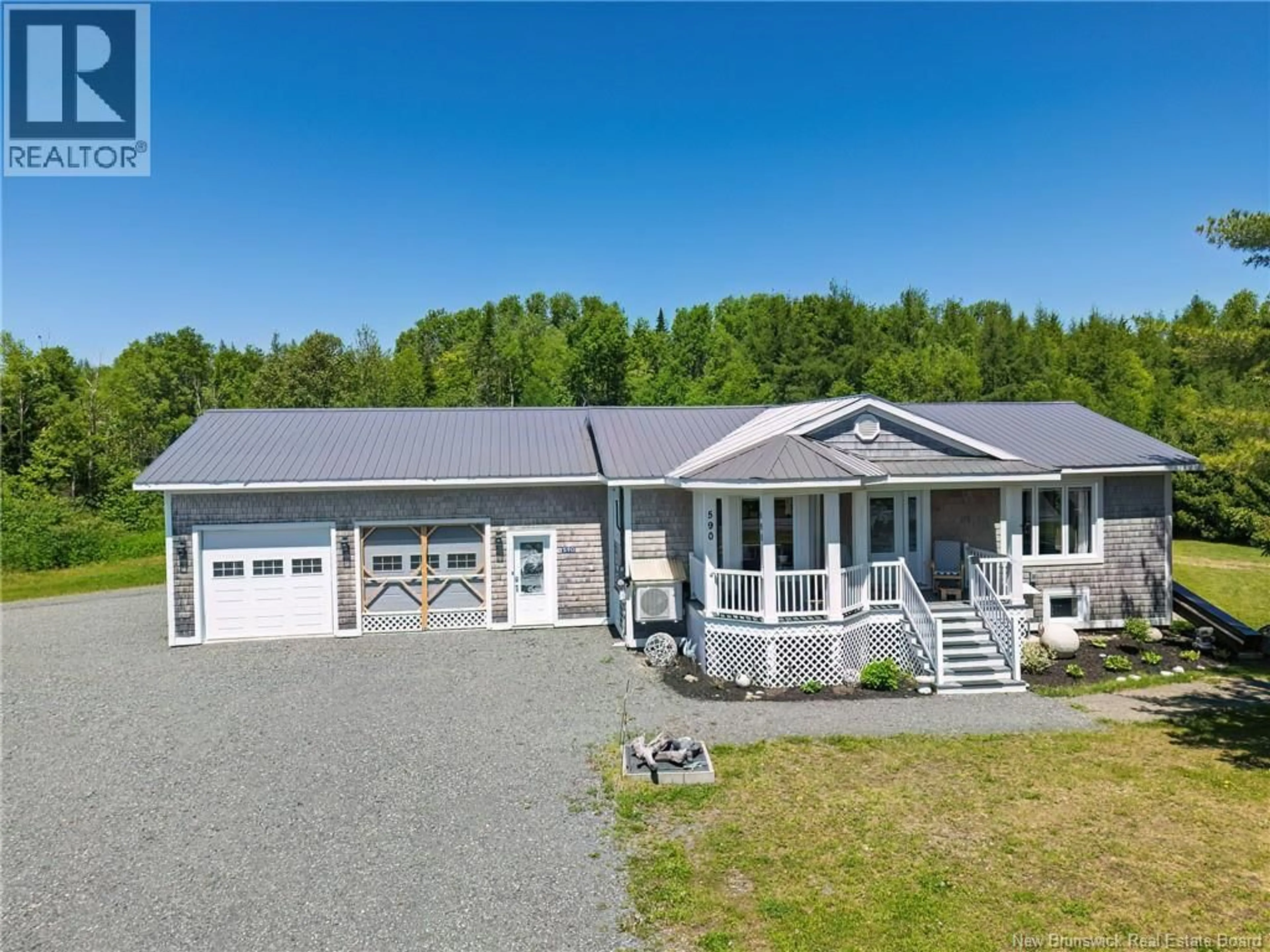A pic from outside/outdoor area/front of a property/back of a property/a pic from drone, unknown for 590 CANTON, DSL de Drummond/DSL of Drummond New Brunswick E3Y1M2