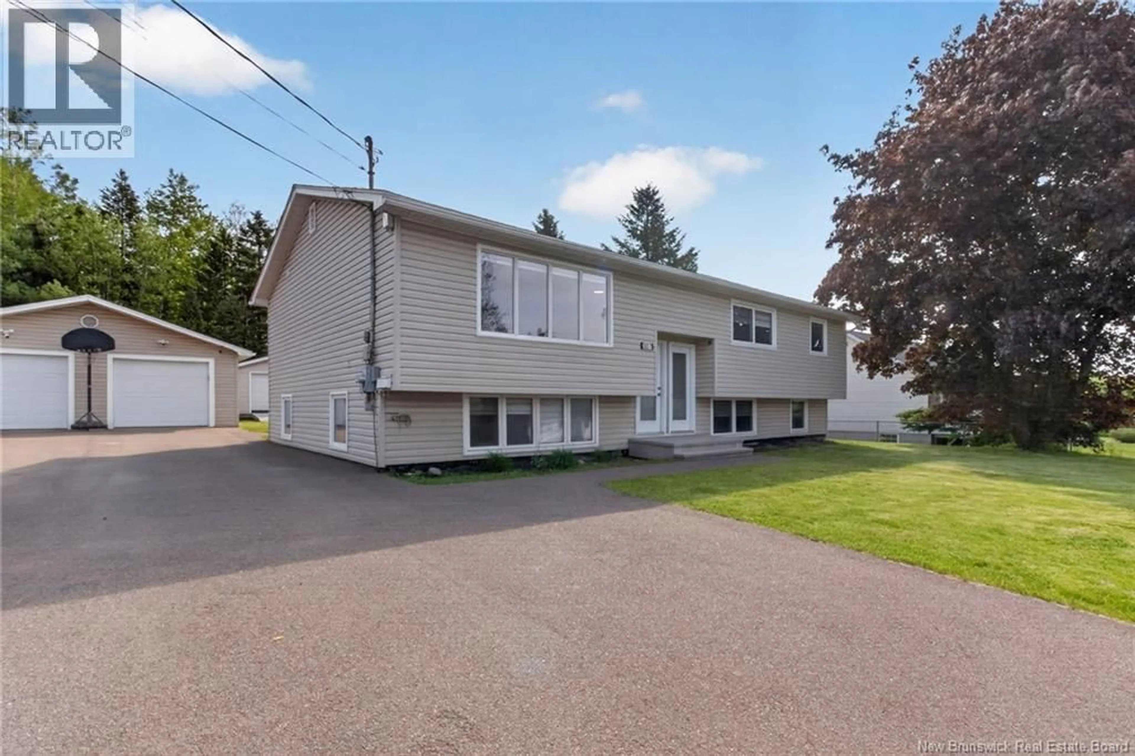 Home with vinyl exterior material, street for 305-307 PASCAL AVENUE, Dieppe New Brunswick E1A2C8