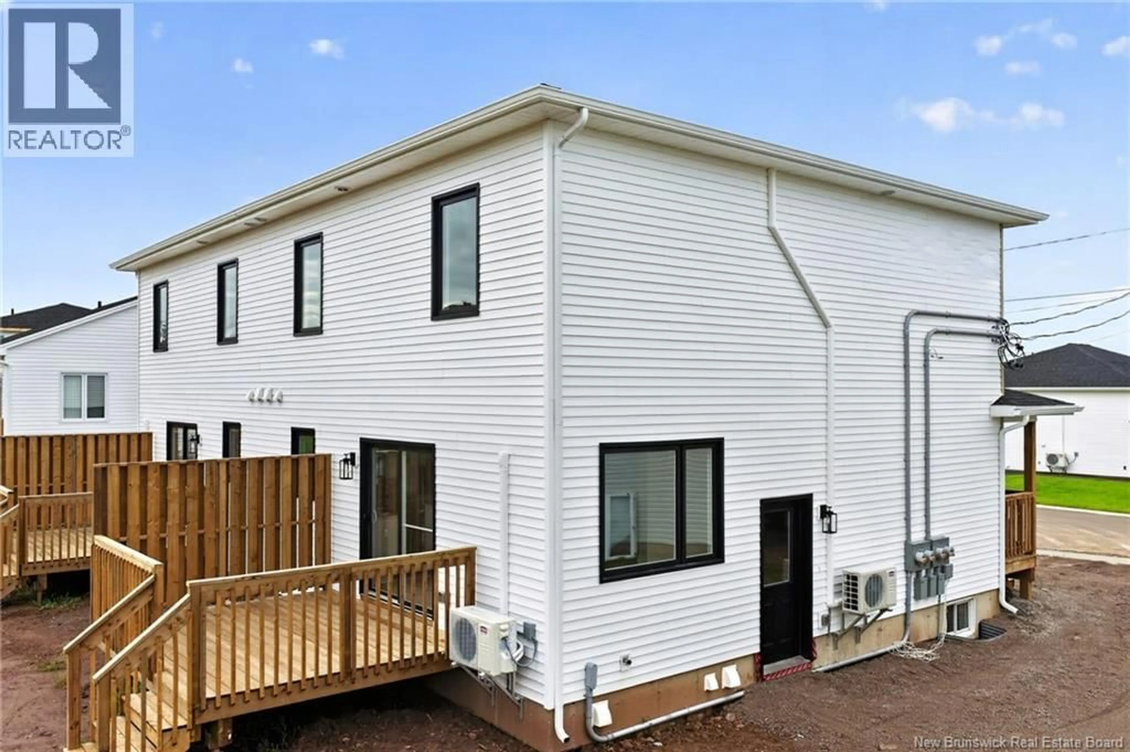Home with vinyl exterior material, unknown for 21 ALOSIER CRESCENT, Moncton New Brunswick E1K0A1