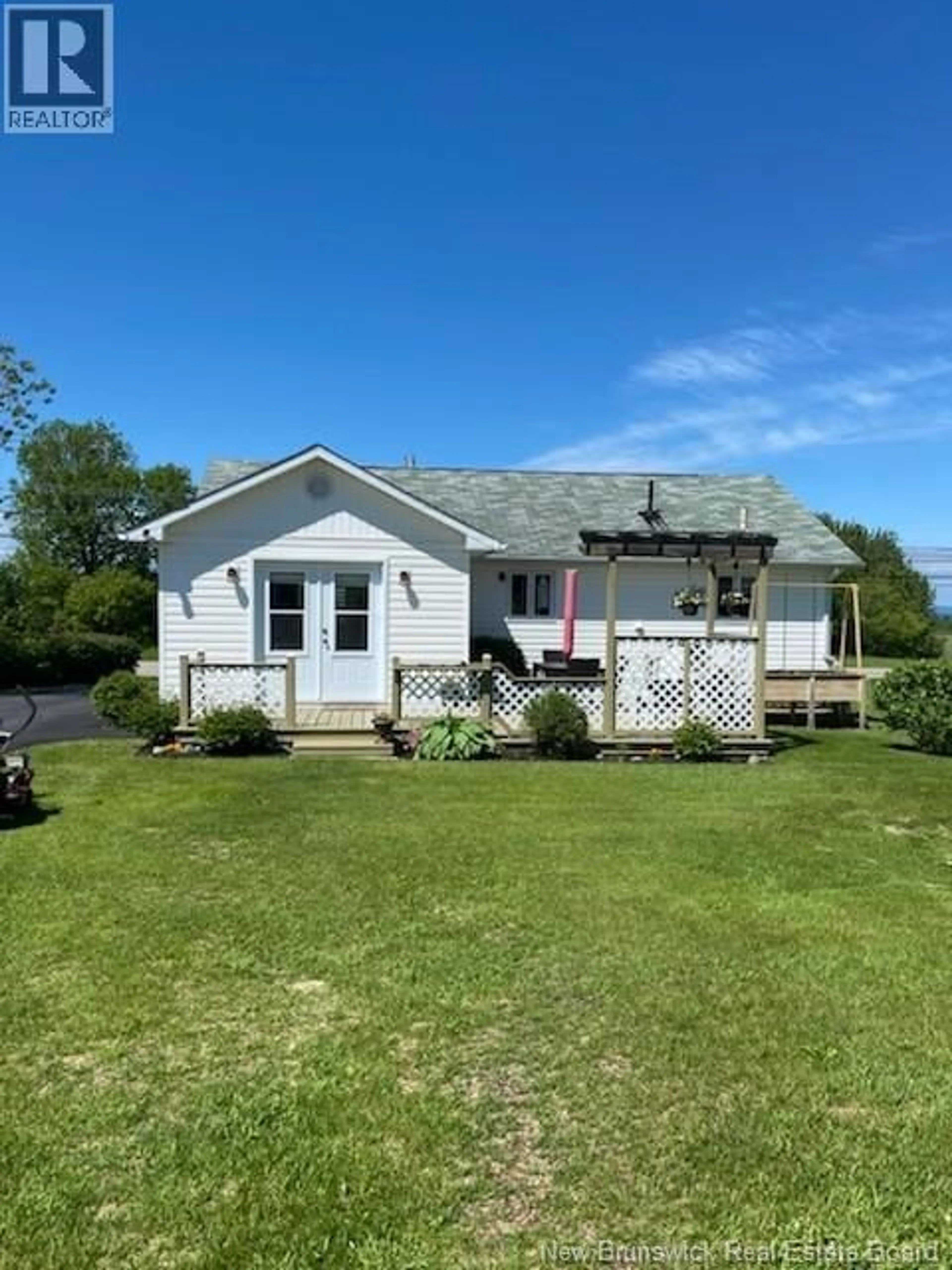 A pic from outside/outdoor area/front of a property/back of a property/a pic from drone, building for 4073 MAIN, Belledune New Brunswick E8G2K7